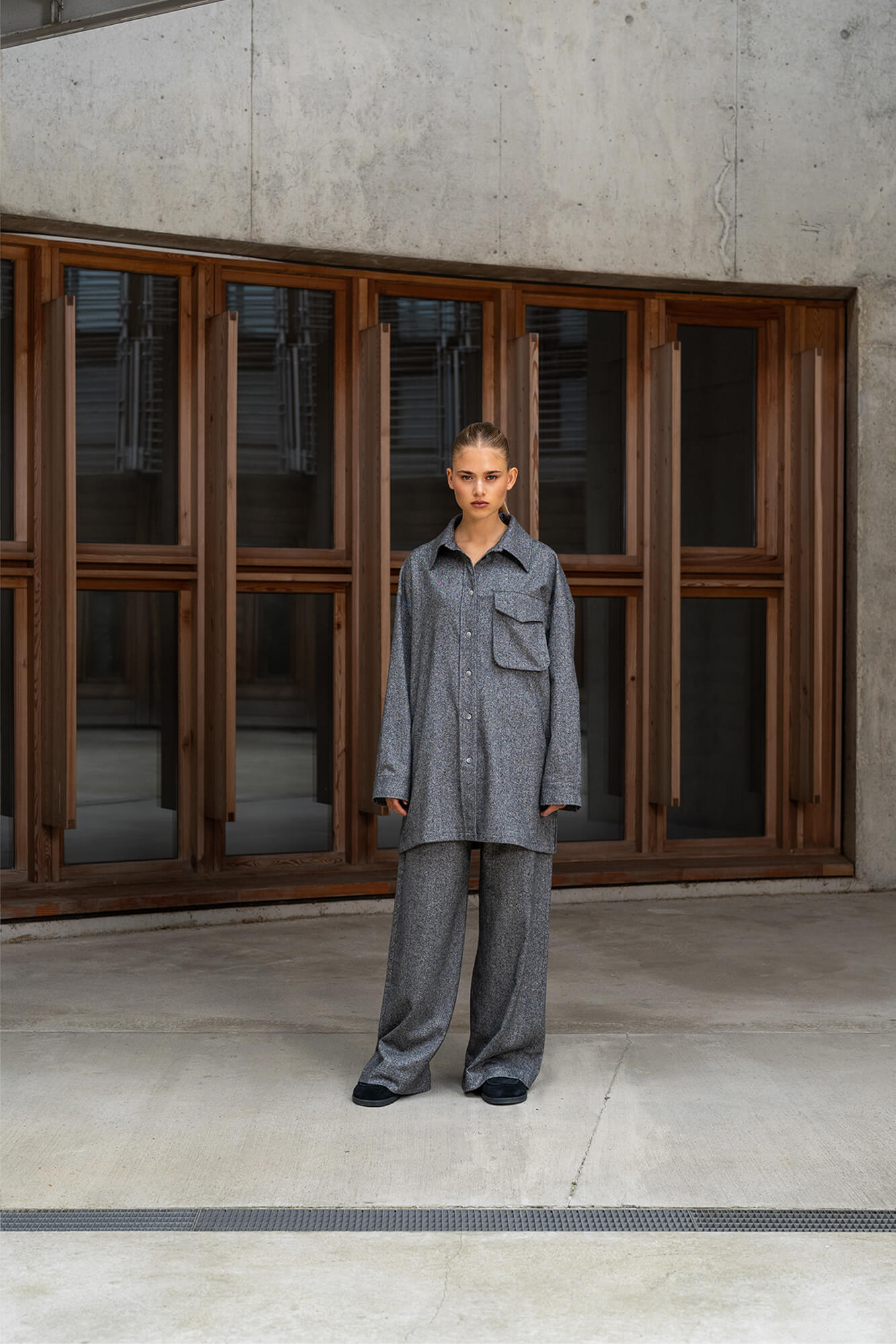 Bluse Hedi in schwarzmeliert by VIVAL.STUDIO