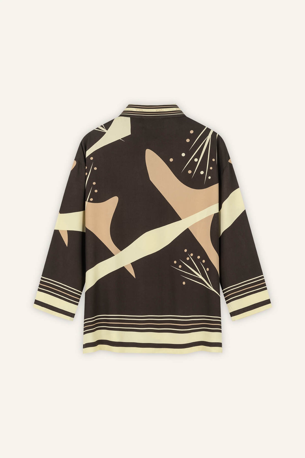 Bluse Pina in Dunkelbraun Butter Mocca von hinten by VIVAL.STUDIO