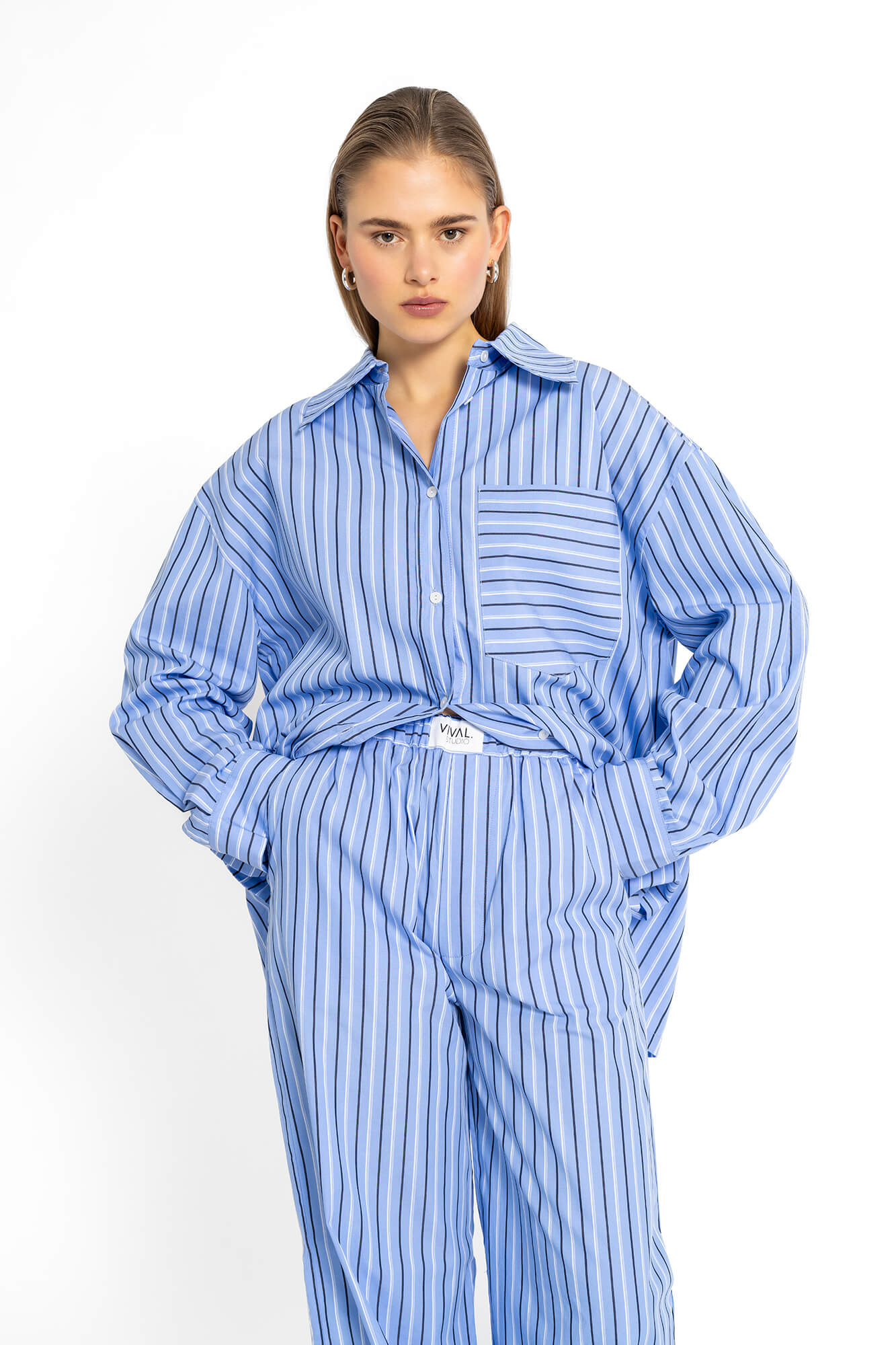 Bluse Viky in Blau by VIVAL.STUDIO