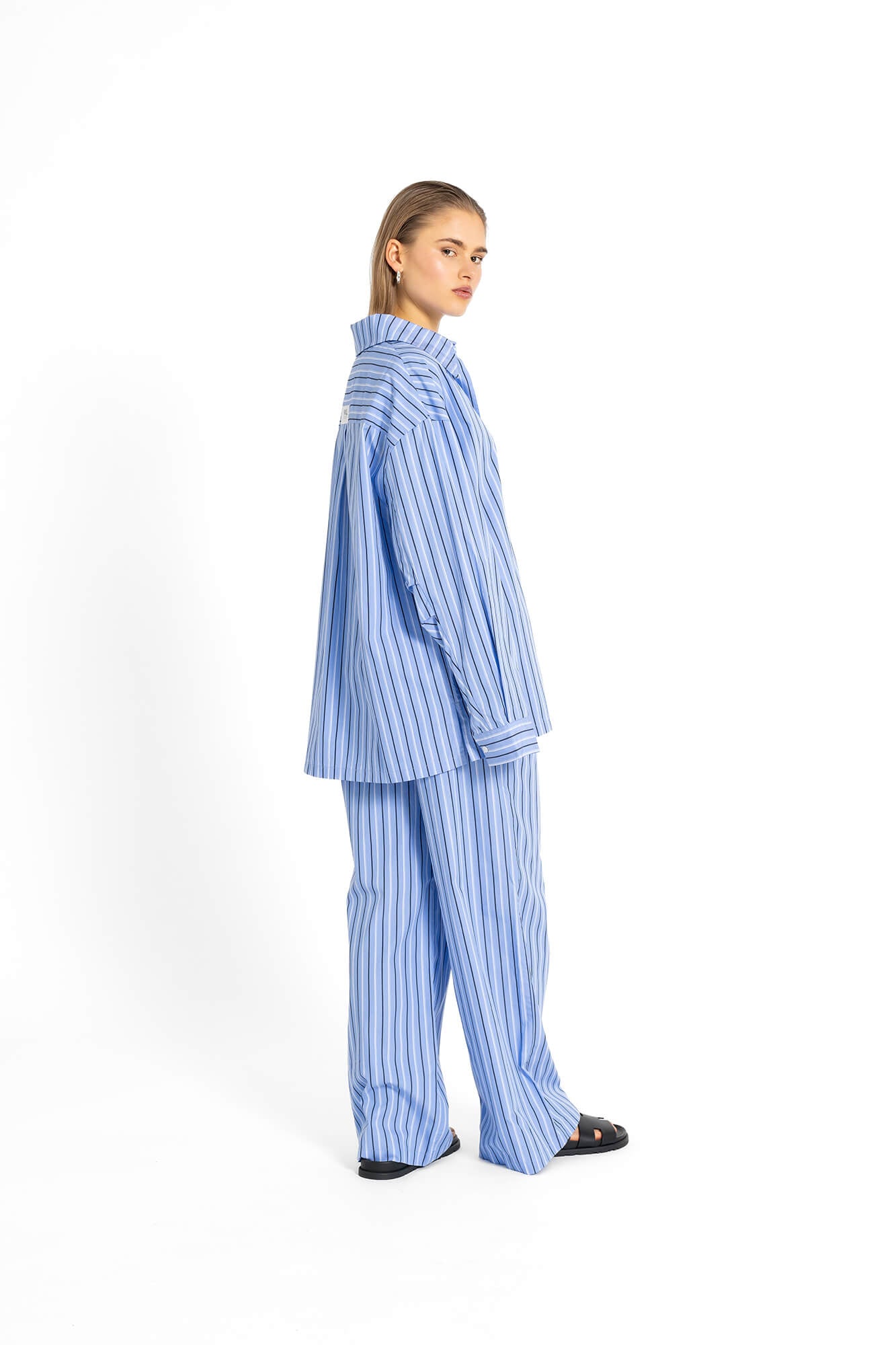 Bluse Viky in Blau by VIVAL.STUDIO