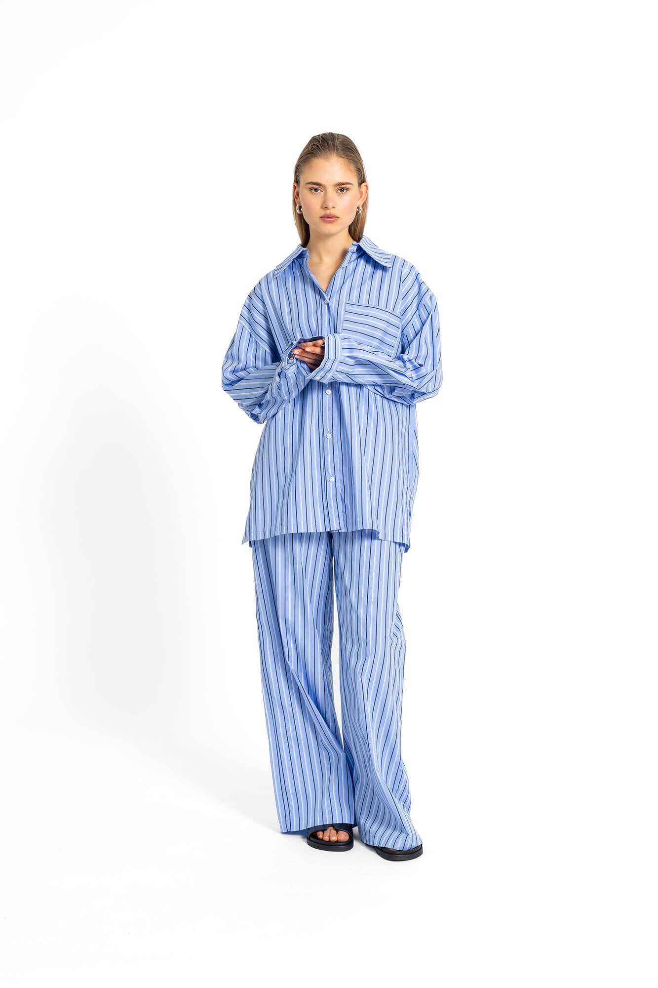 Bluse Viky in Blau by VIVAL.STUDIO