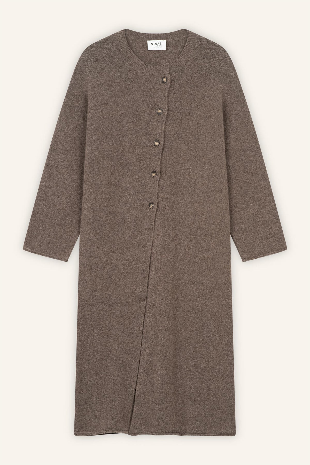 Cardigan Nady in nougat von vorne by VIVAL.STUDIO