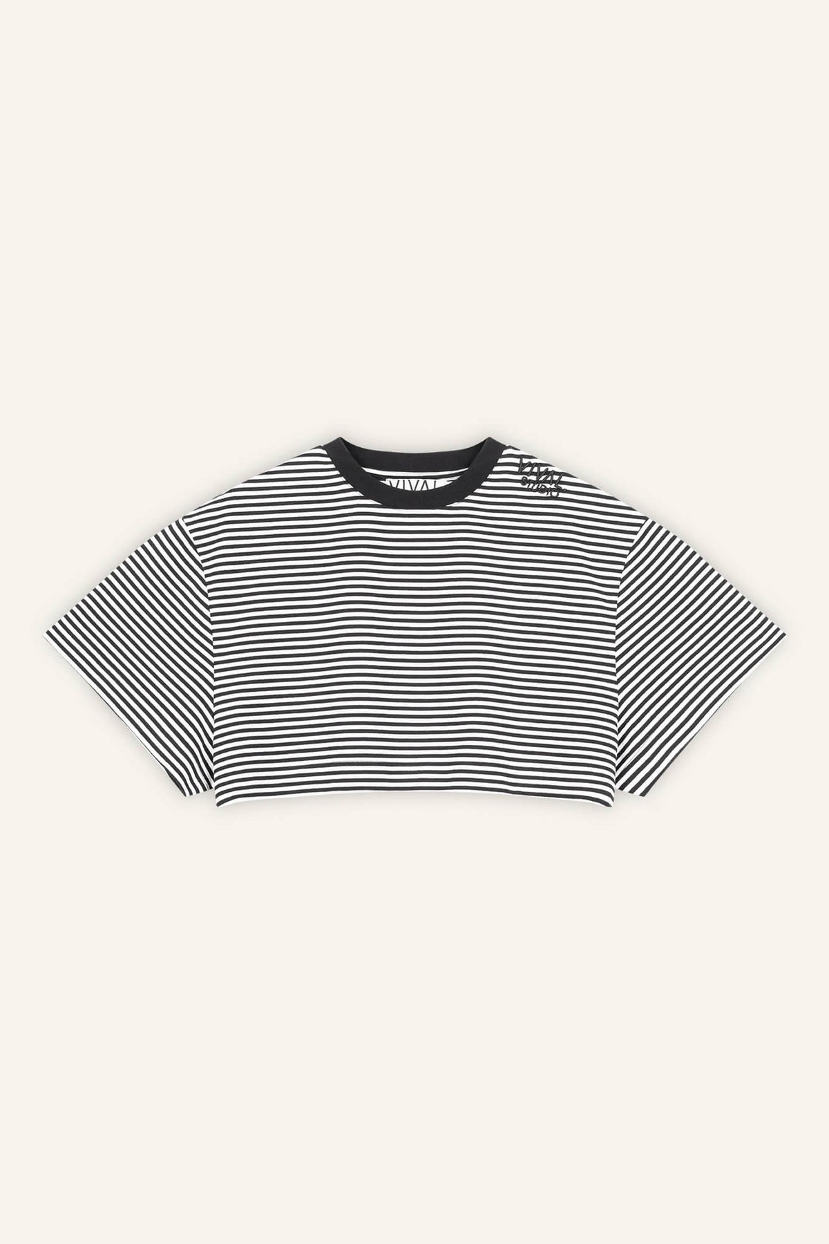 Cropped T-Shirt Sue schwarz weiss front by VivalStudio