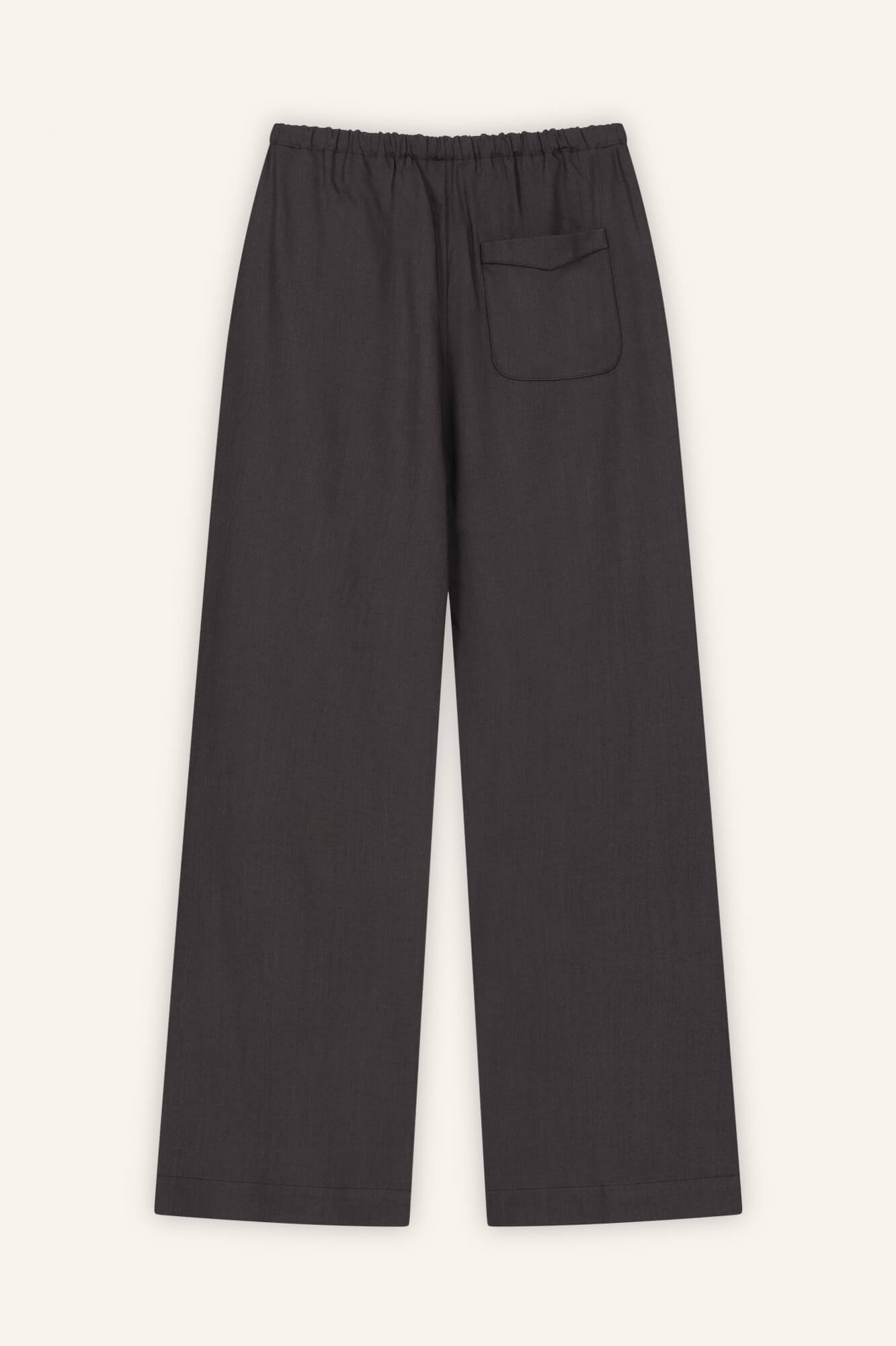 Hose Liv in Dunkelbraun von hinten by VIVAL.STUDIO