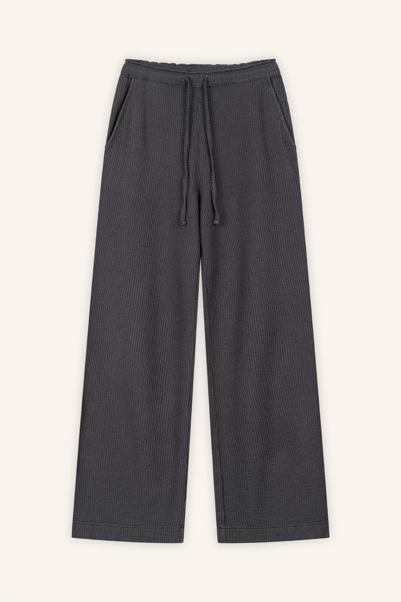 Hose Skye in Asphalt von vorne by VIVAL.STUDIO