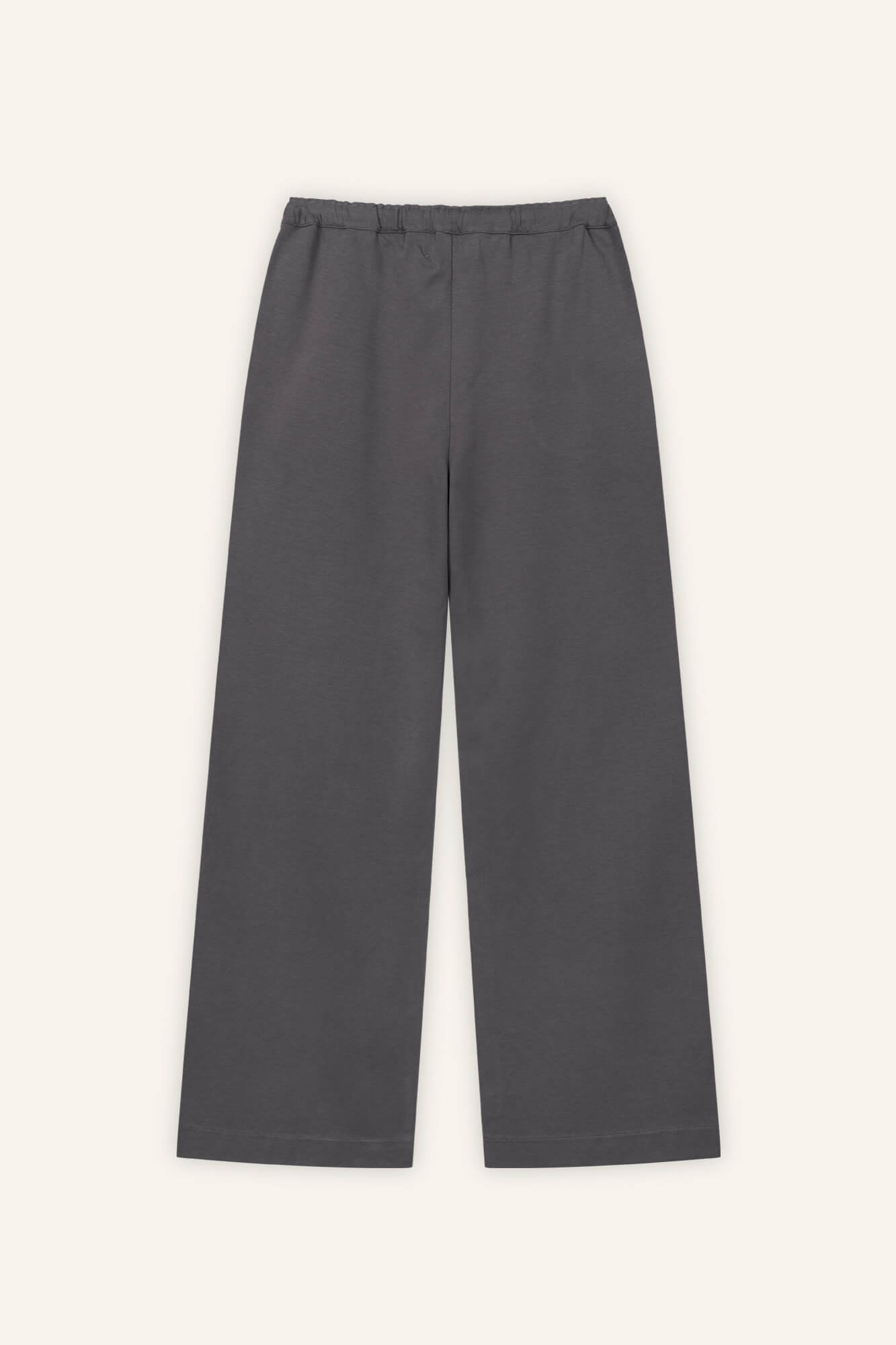 Hose Sue in Asphalt von hinten by VIVAL.STUDIO