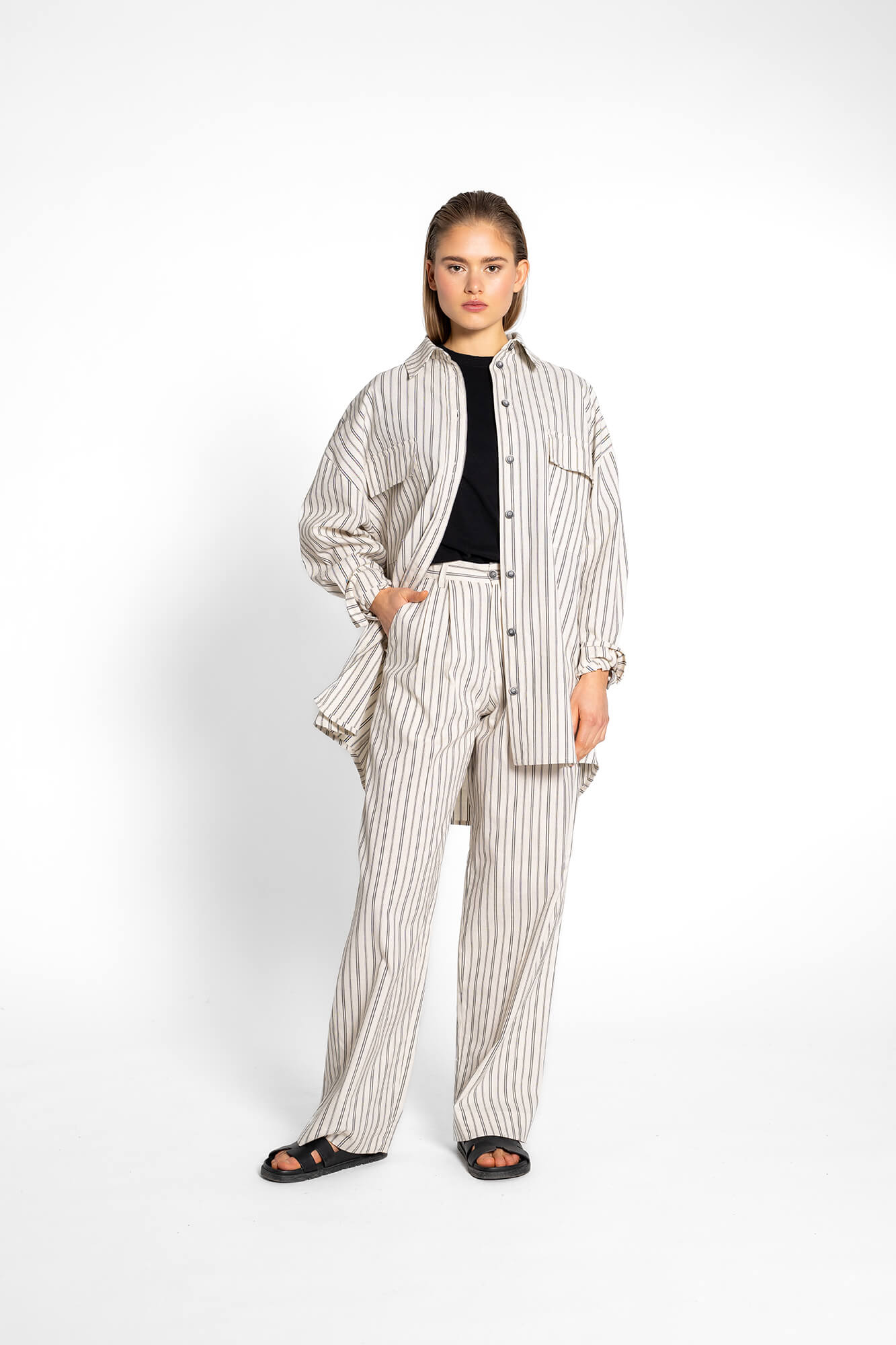 Hose Elin in Creme Schwarz by VIVAL.STUDIO