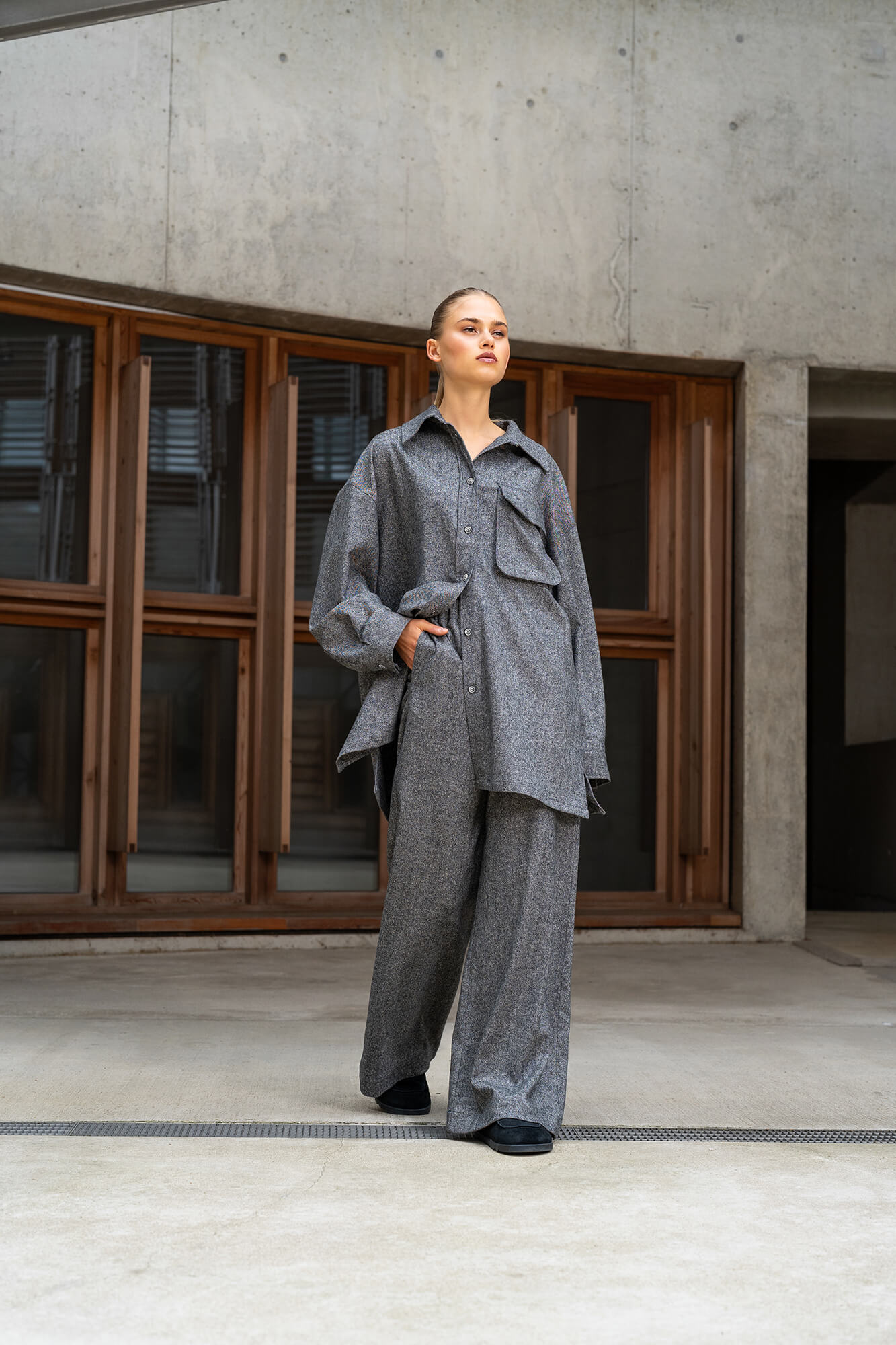 Hose Hana in schwarzmeliert by VIVAL.STUDIO