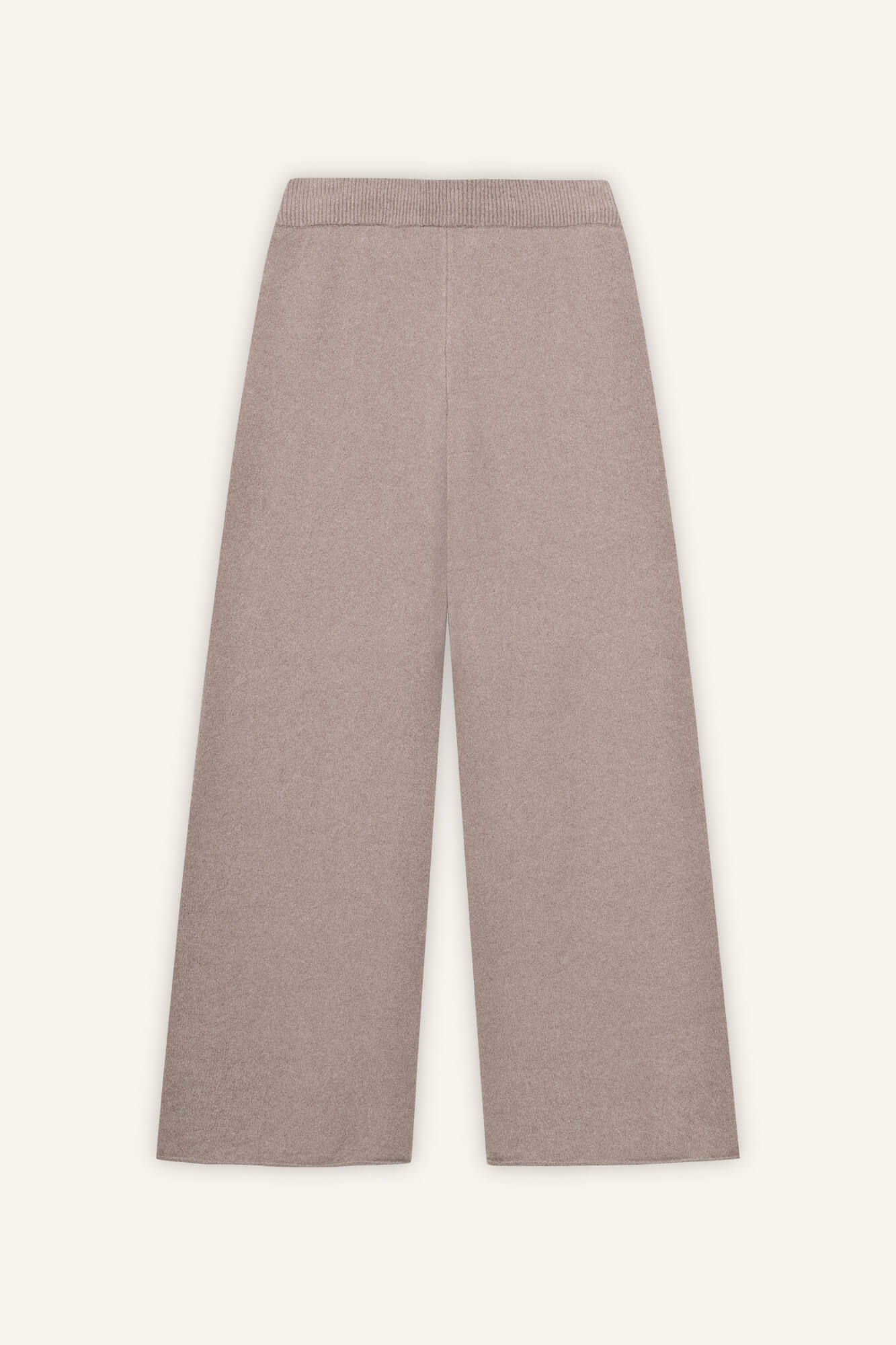 Hose Nila in Taupe von hinten by VIVAL.STUDIO