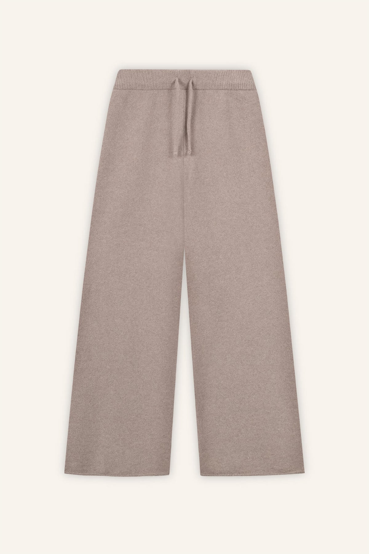Hose Nila in Taupe von vorne by VIVAL.STUDIO