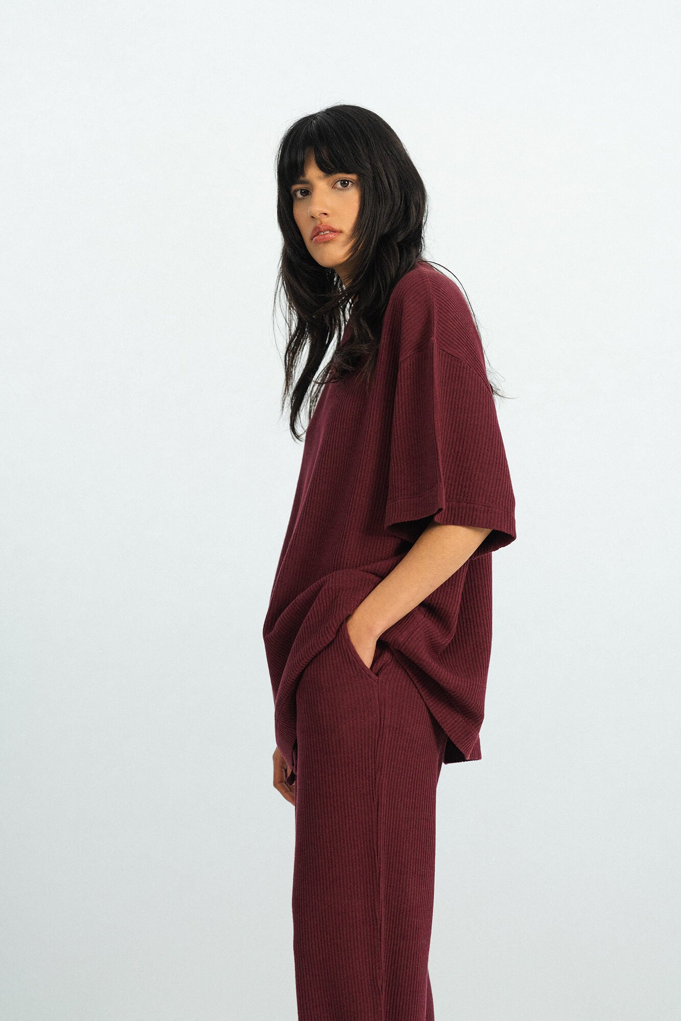 Hose Skye in Burgundy detail by VIVAL.STUDIO