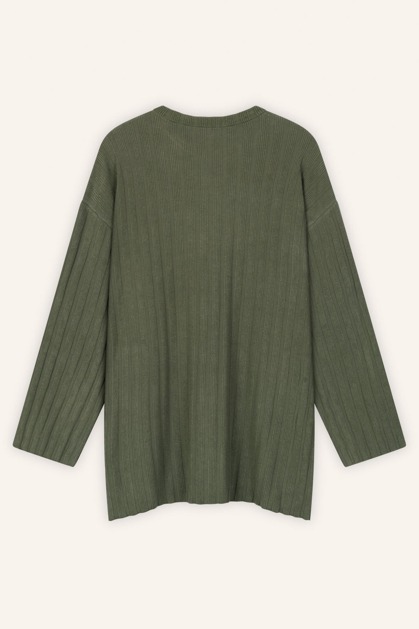 Langarmshirt Romy in Oliv von hinten by VIVAL.STUDIO