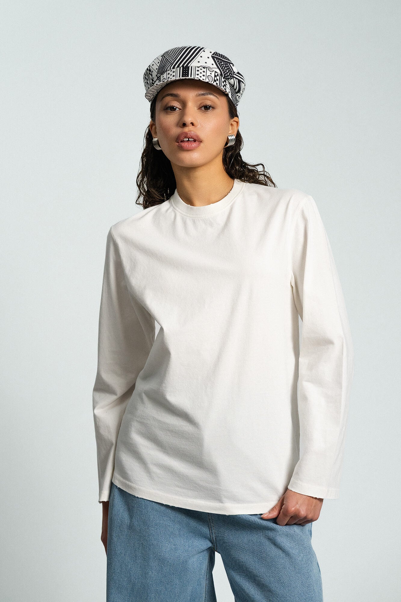 Langarmshit Zoey in Offwhite by VIVAL.STUDIO