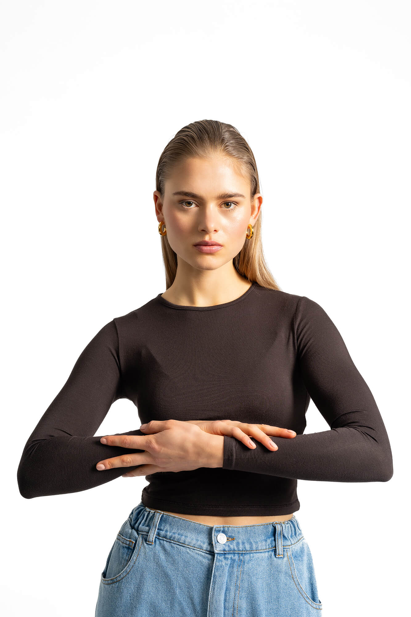 Langarmshirt Mona in dunkelbraun by VIVAL.STUDIO