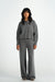 Pullover Lindsay in Asphalt von vorne by VIVAL.STUDIO