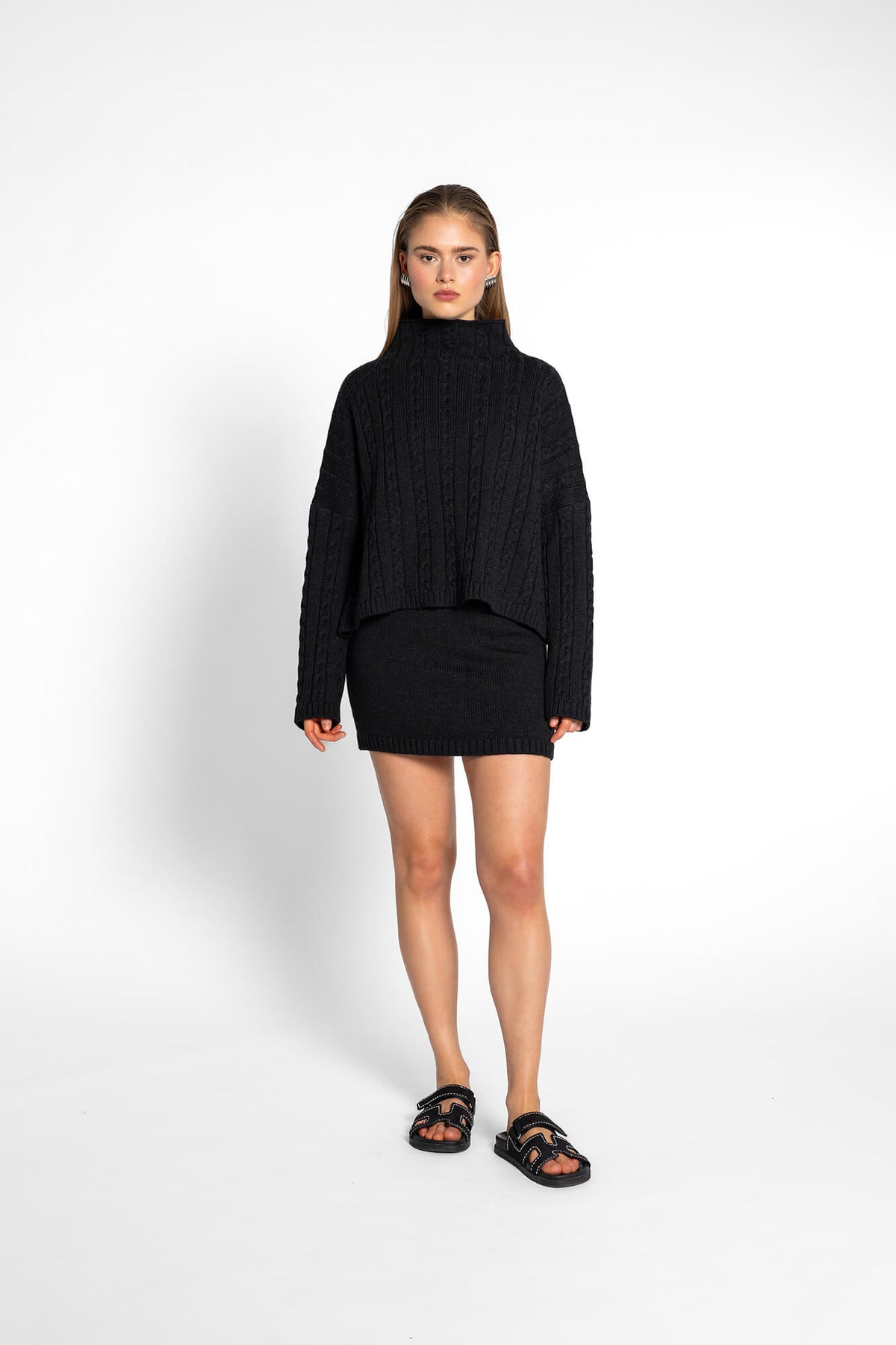 Pullover Jade in schwarz melange by VIVAL.STUDIO