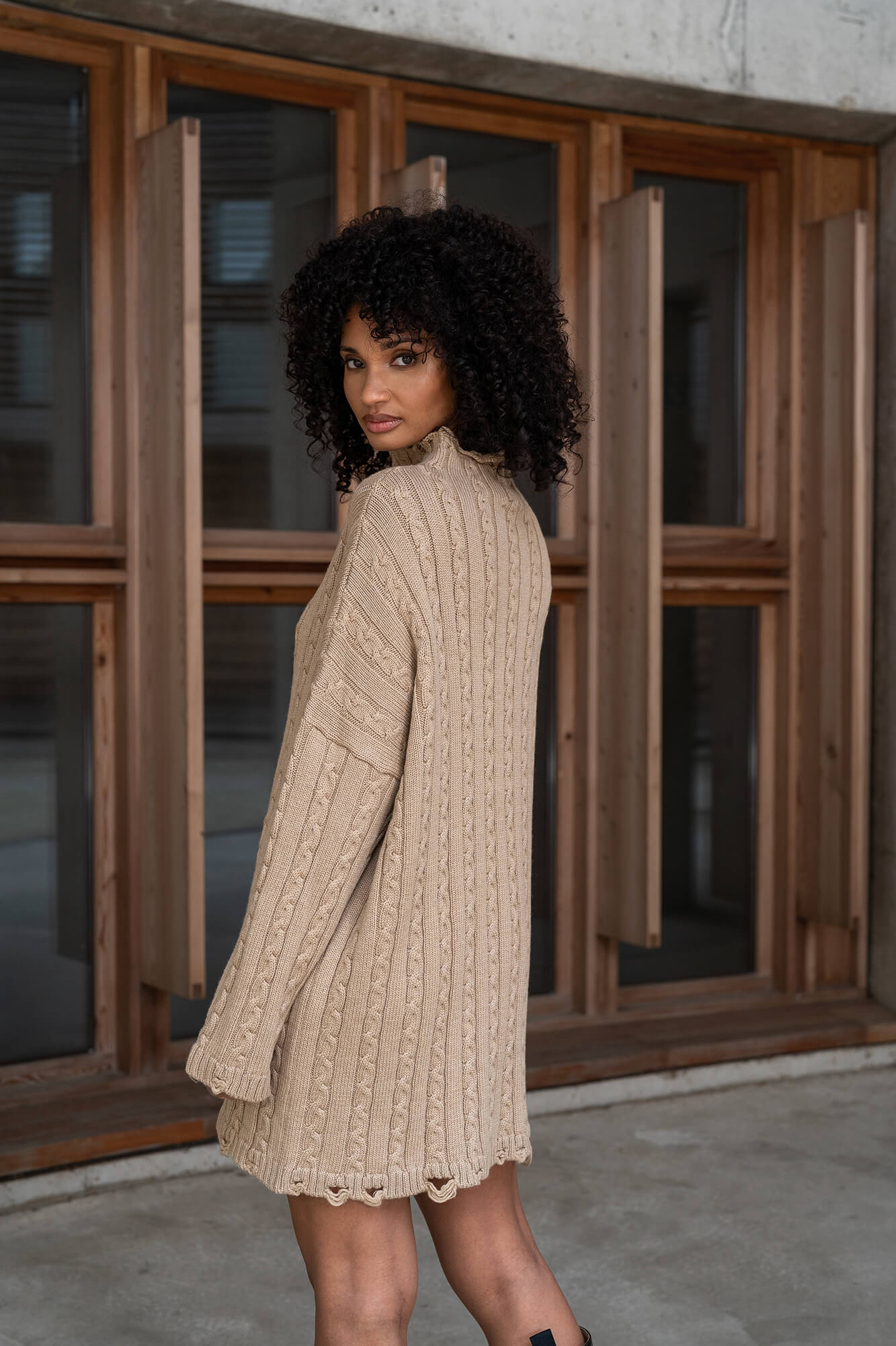 Pullover Josie in Camel by VIVAL.STUDIO