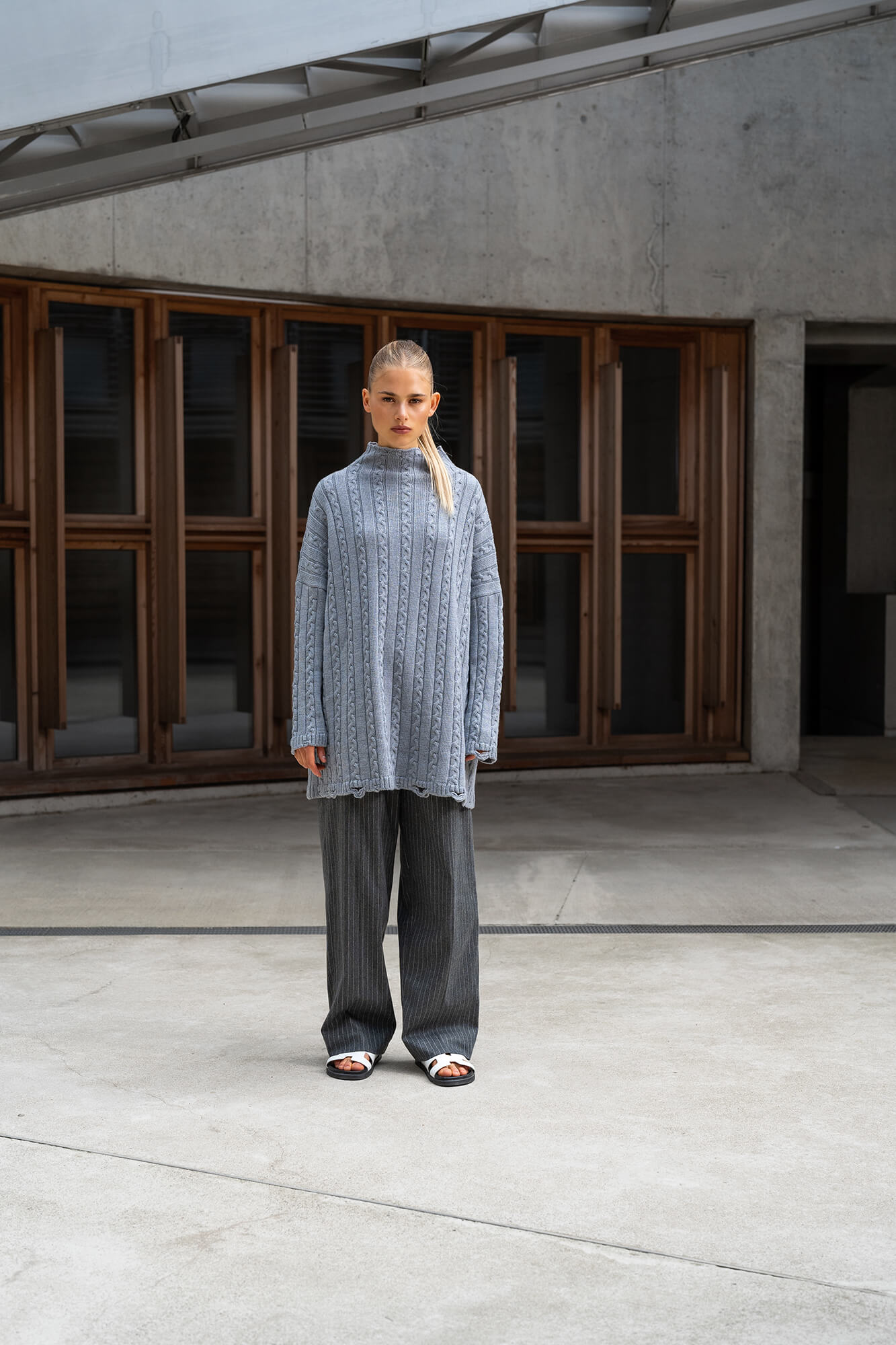 Pullover Josie in Grau Melange by VIVAL.STUDIO