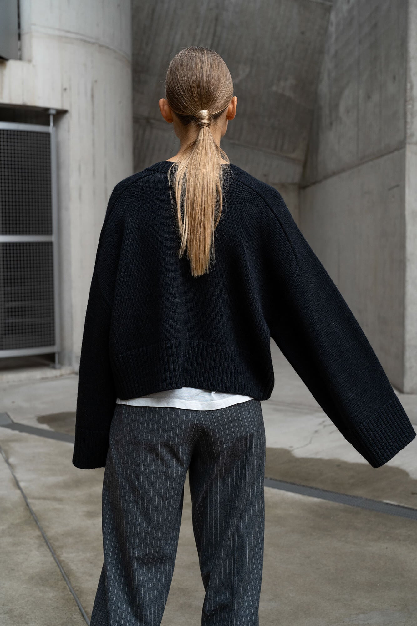 Pullover Liz in anthrazit by VIVAL.STUDIO