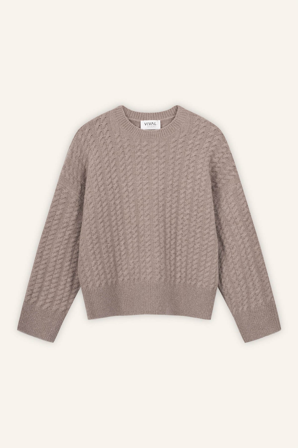 Pullover Nino in Taupe von vorne by VIVAL.STUDIO