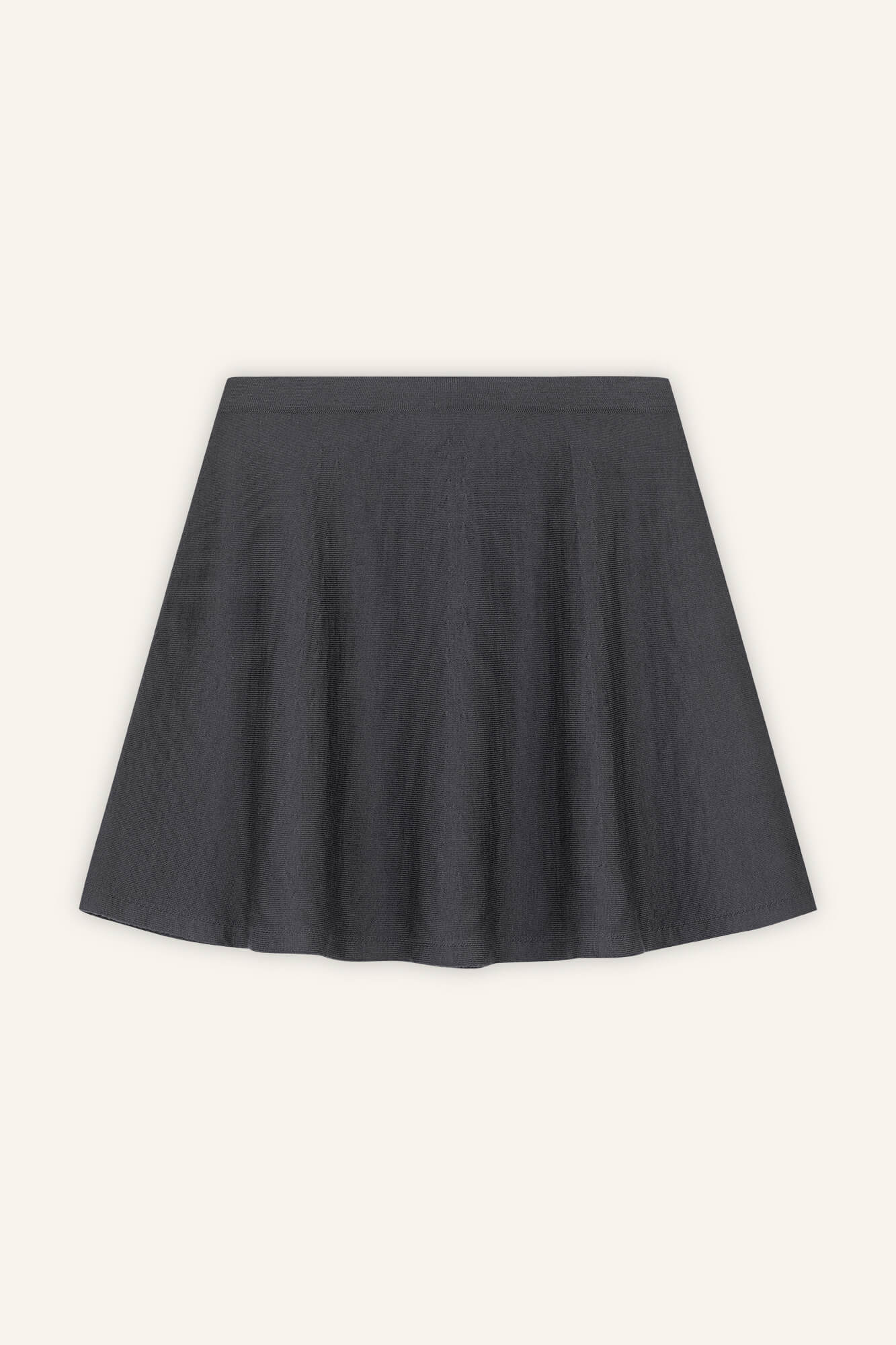 Rock Katie in Asphalt von vorne by VIVAL.STUDIO