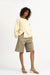 Shorts Alba in Sandstone von vorne by VIVAL.STUDIO