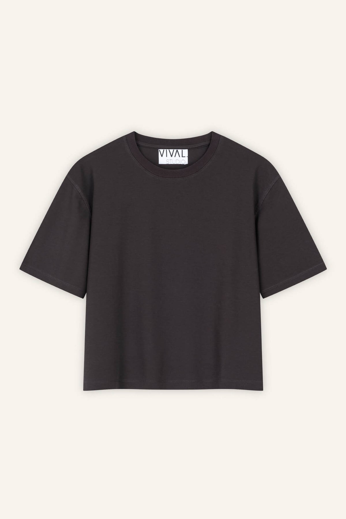 T-Shirt Lou in Braun von vorne by VIVAL.STUDIO