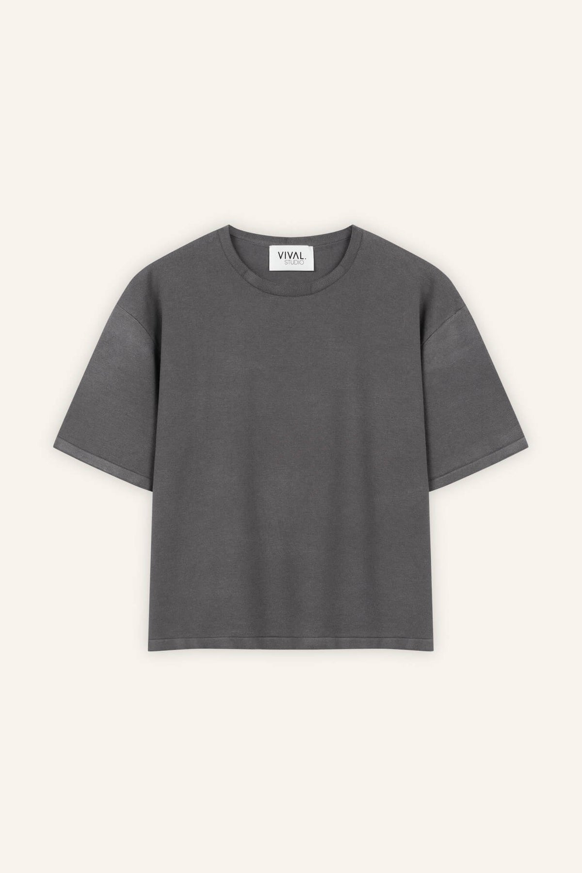 T-Shirt Rim in Granit von vorne by VIVAL.STUDIO