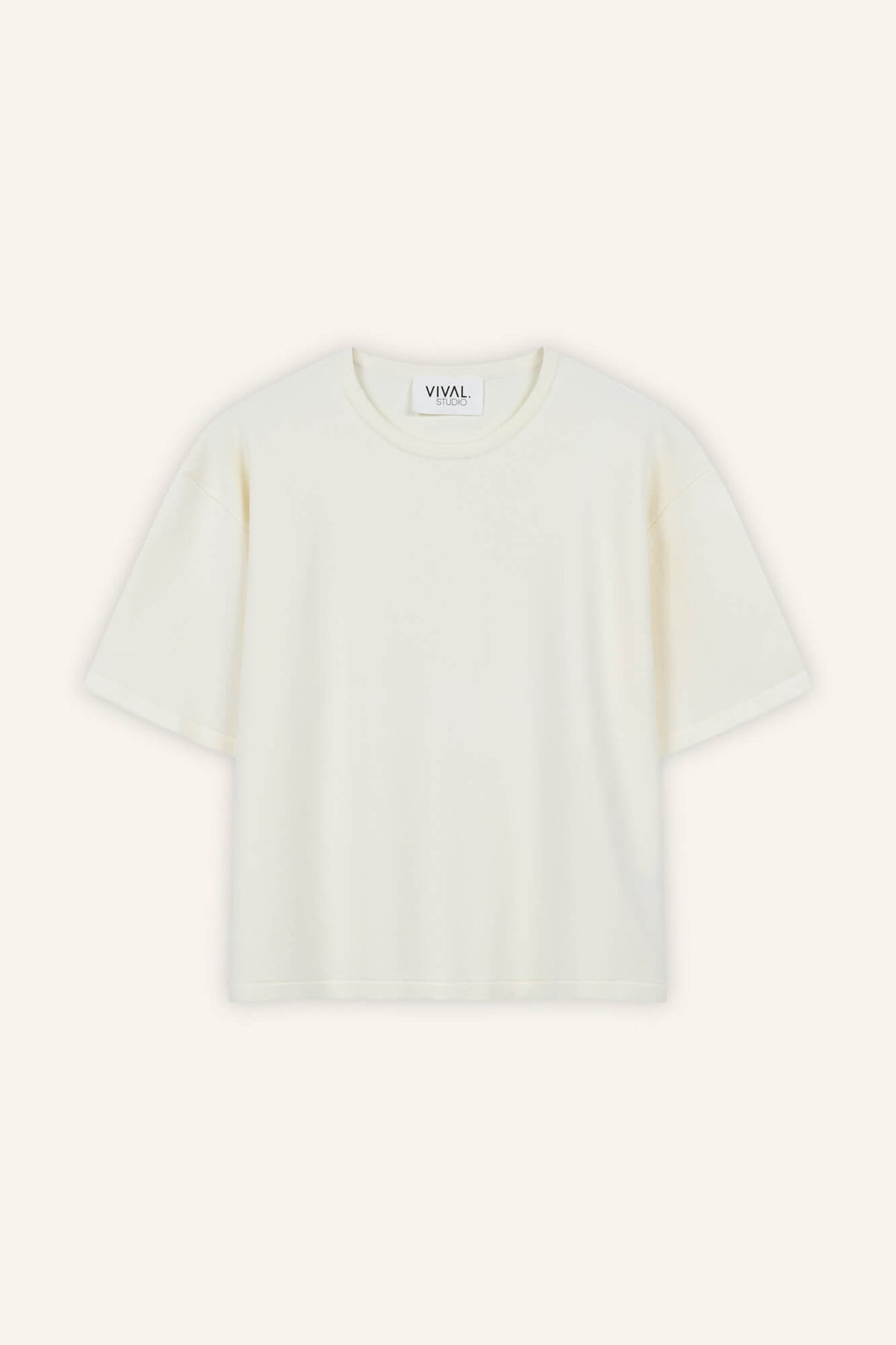 T-Shirt Rim in Offwhite von vorne by VIVAL.STUDIO
