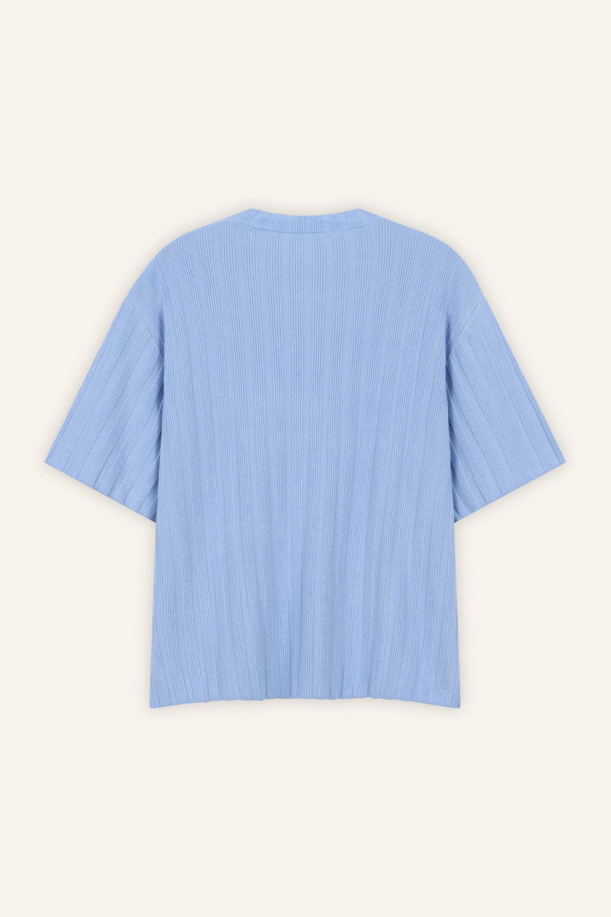 T-Shirt Romy in Hellblau von hinten by VIVAL.STUDIO