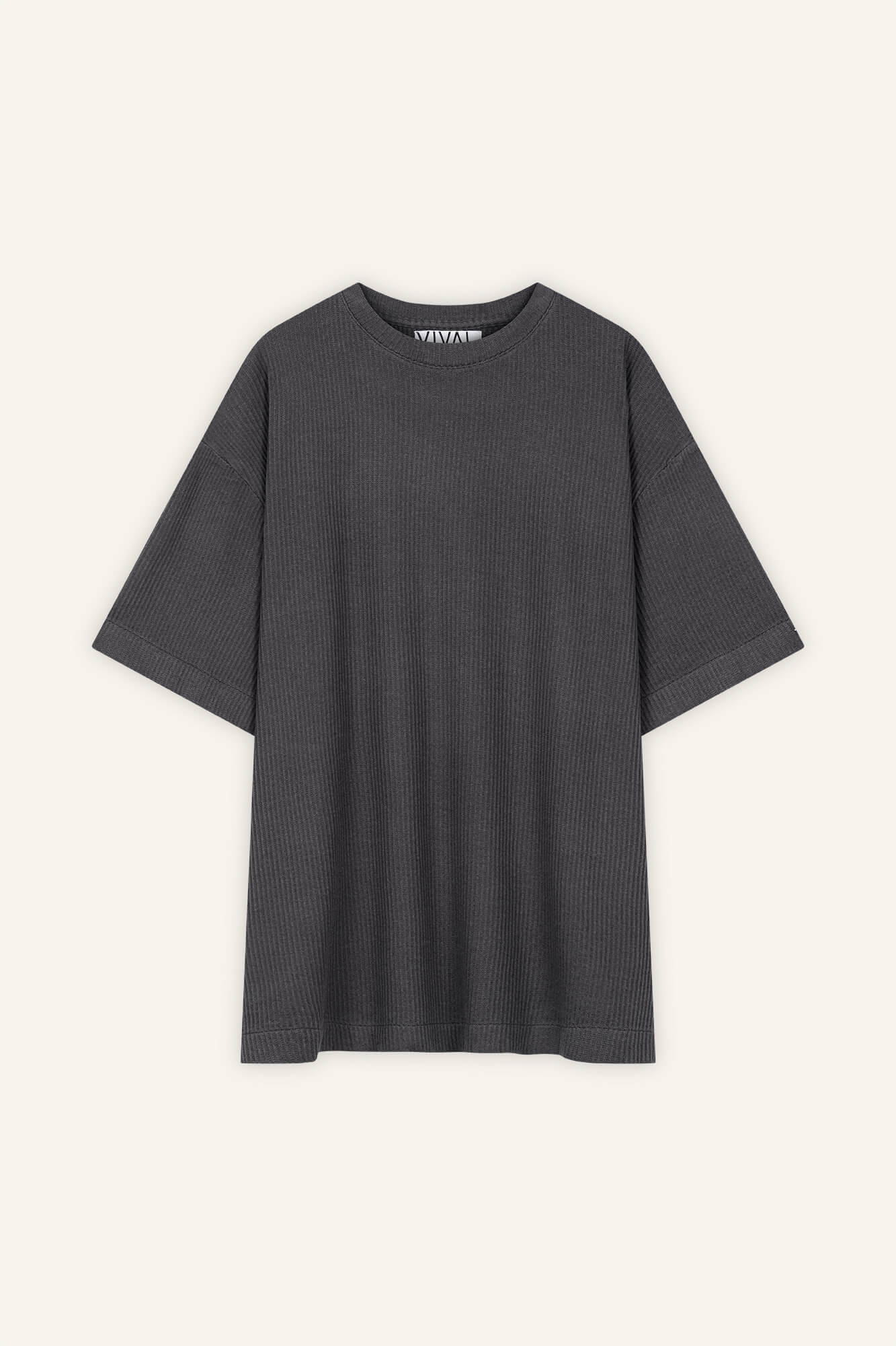 T-Shirt Skye in Asphalt von vorne by VIVAL.STUDIO