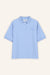 T-Shirt mit Polokragen Pat in Hellblau von vorne by VIVAL.STUDIO