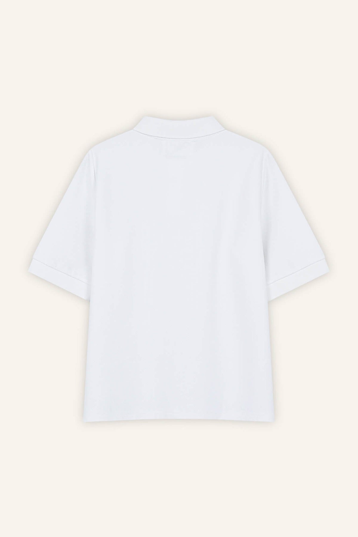 T-Shirt mit Polokragen Pat in Weiss von hinten by VIVAL.STUDIO