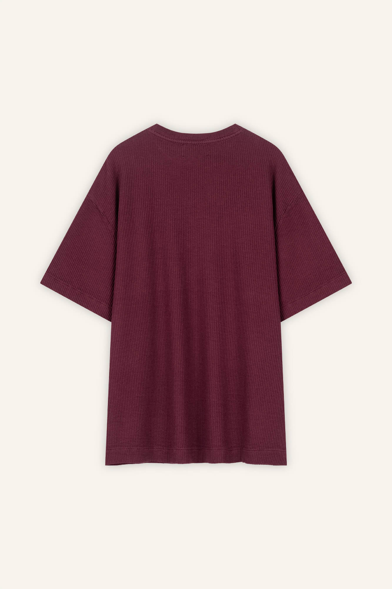 T-Shirt Skye in Burgundy von hinten by VIVAL.STUDIO