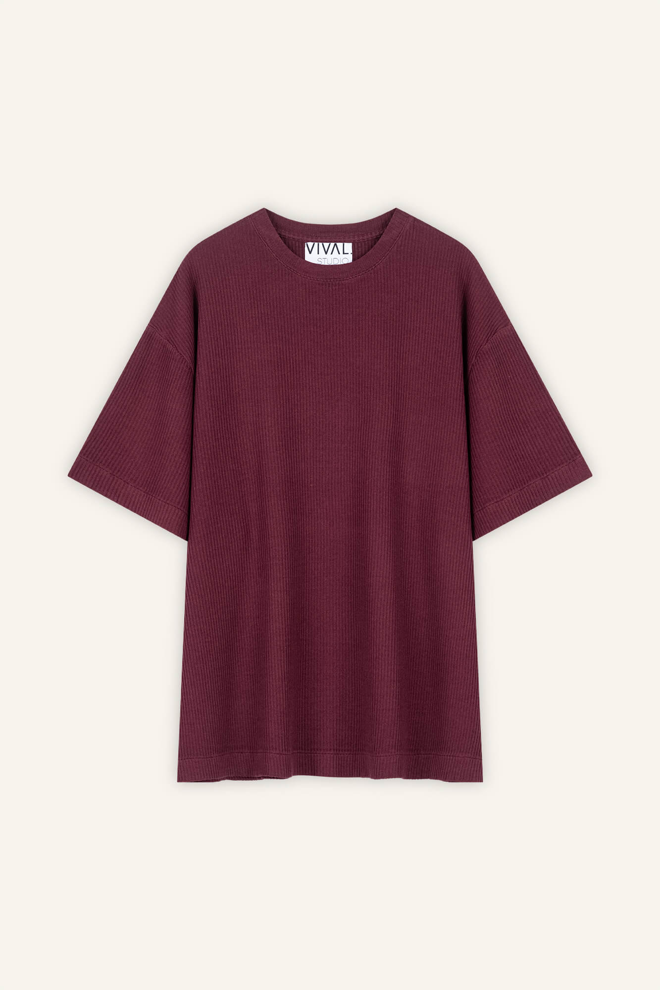 T-Shirt Skye in Burgundy von vorne by VIVAL.STUDIO