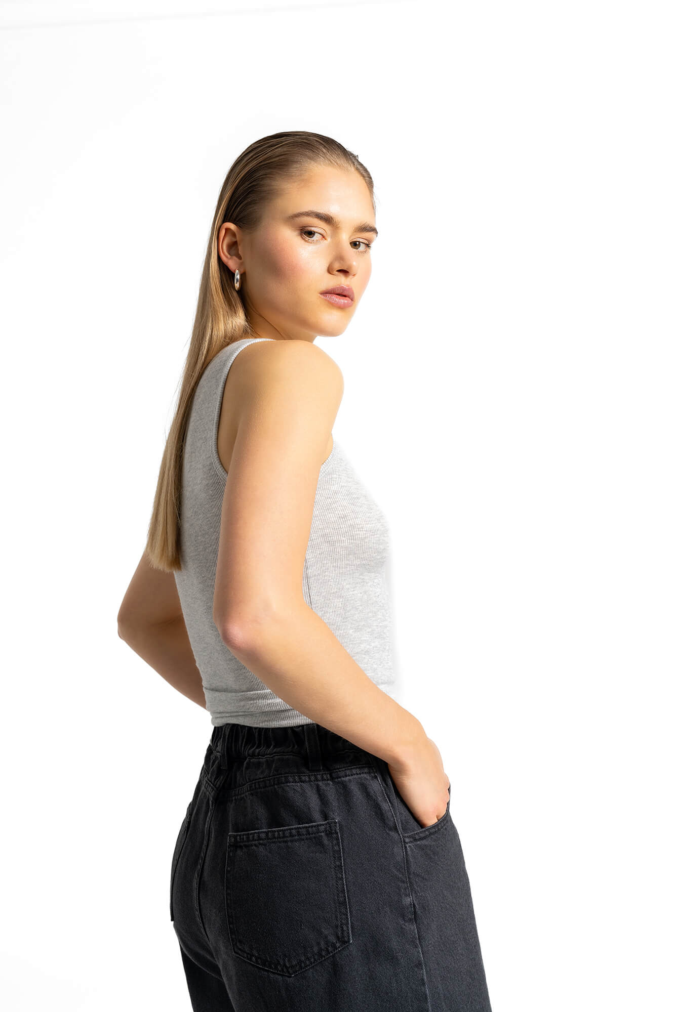 Tank Top Maja in hellgrau melange by VIVAL.STUDIO