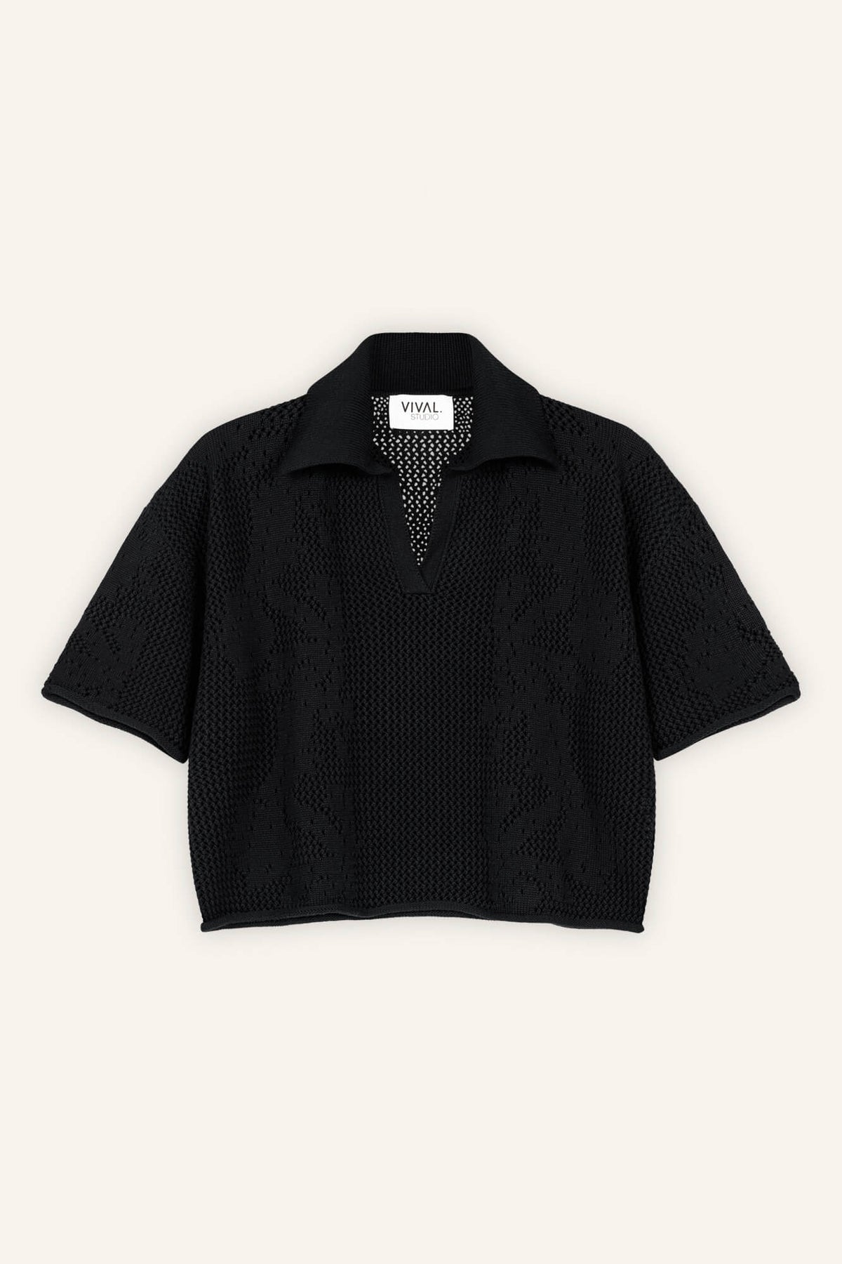 Top Clea in Schwarz von vorne by VIVAL.STUDIO