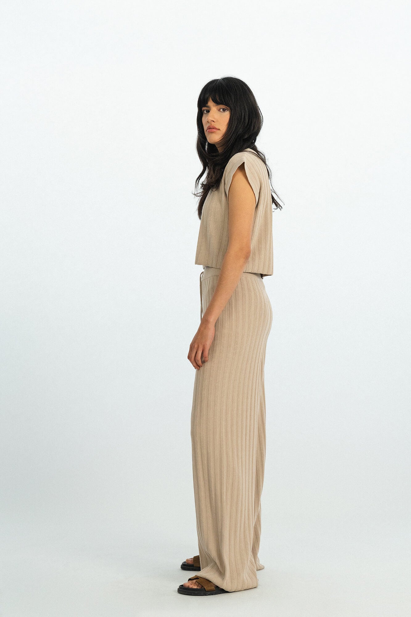 Top Romy in Oatmeal seitlich by VIVAL.STUDIO