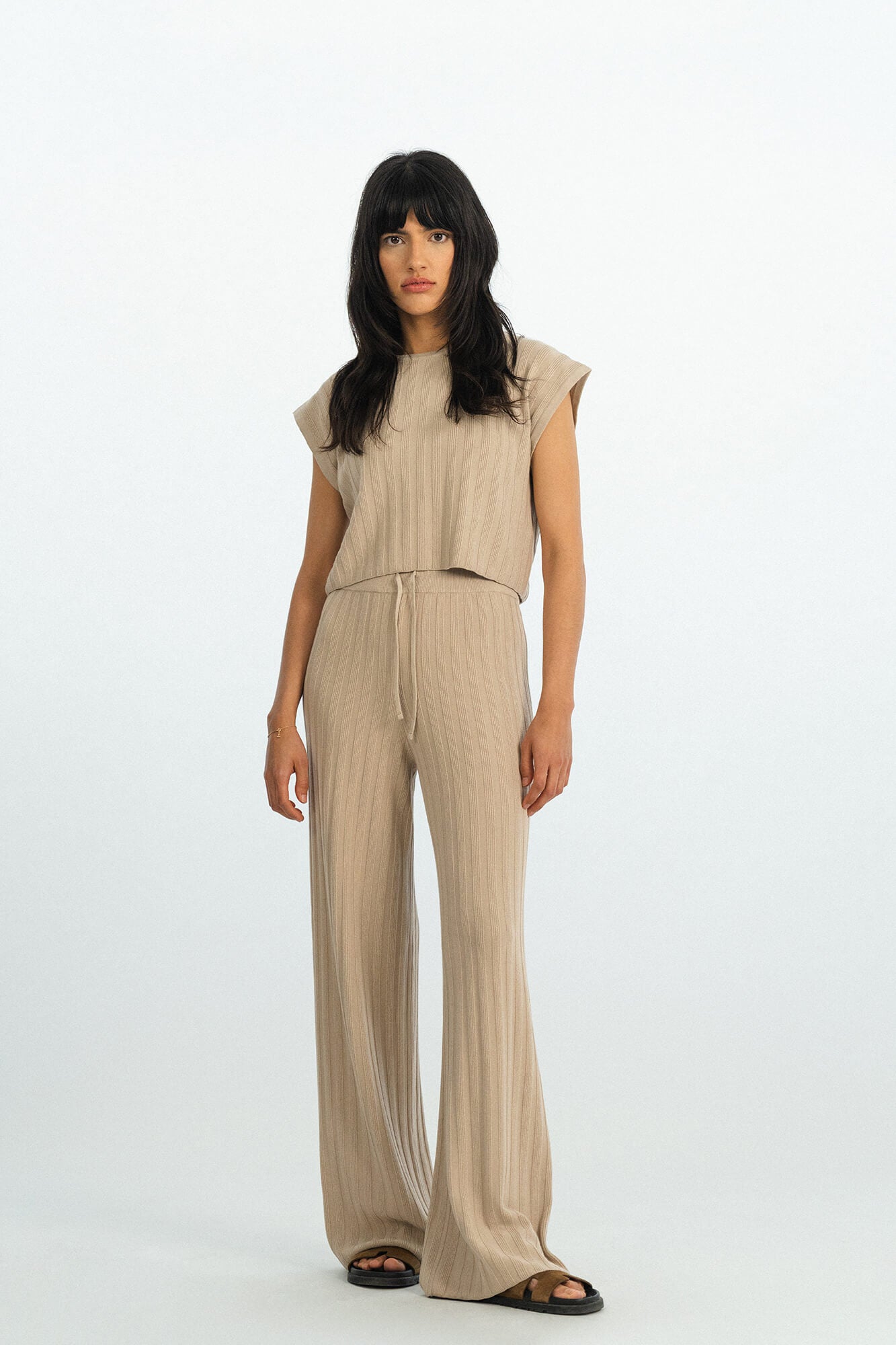 Top Romy in Oatmeal von vorne by VIVAL.STUDIO