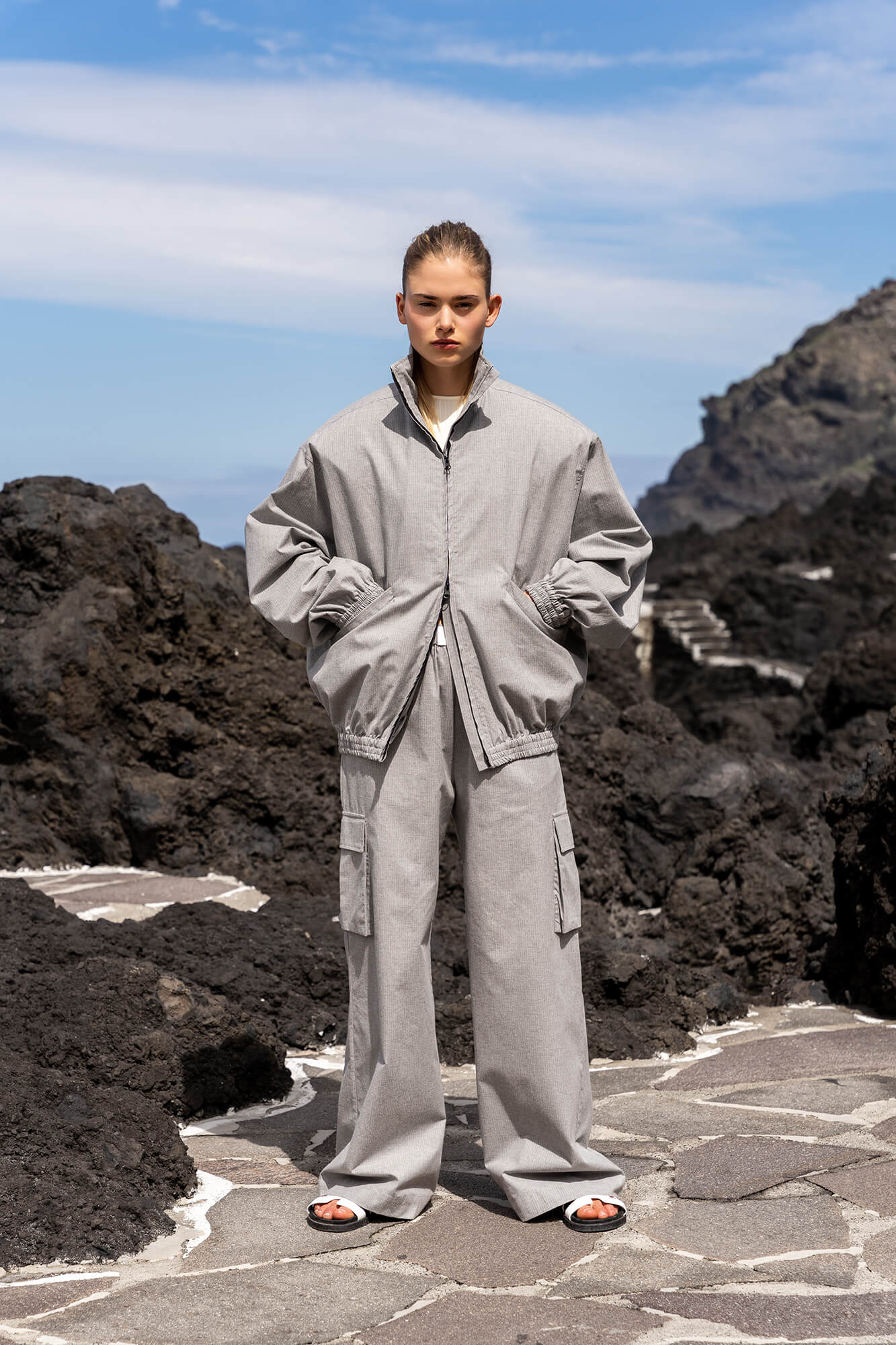 Jacke Kai in hellgrau by VIVAL.STUDIO