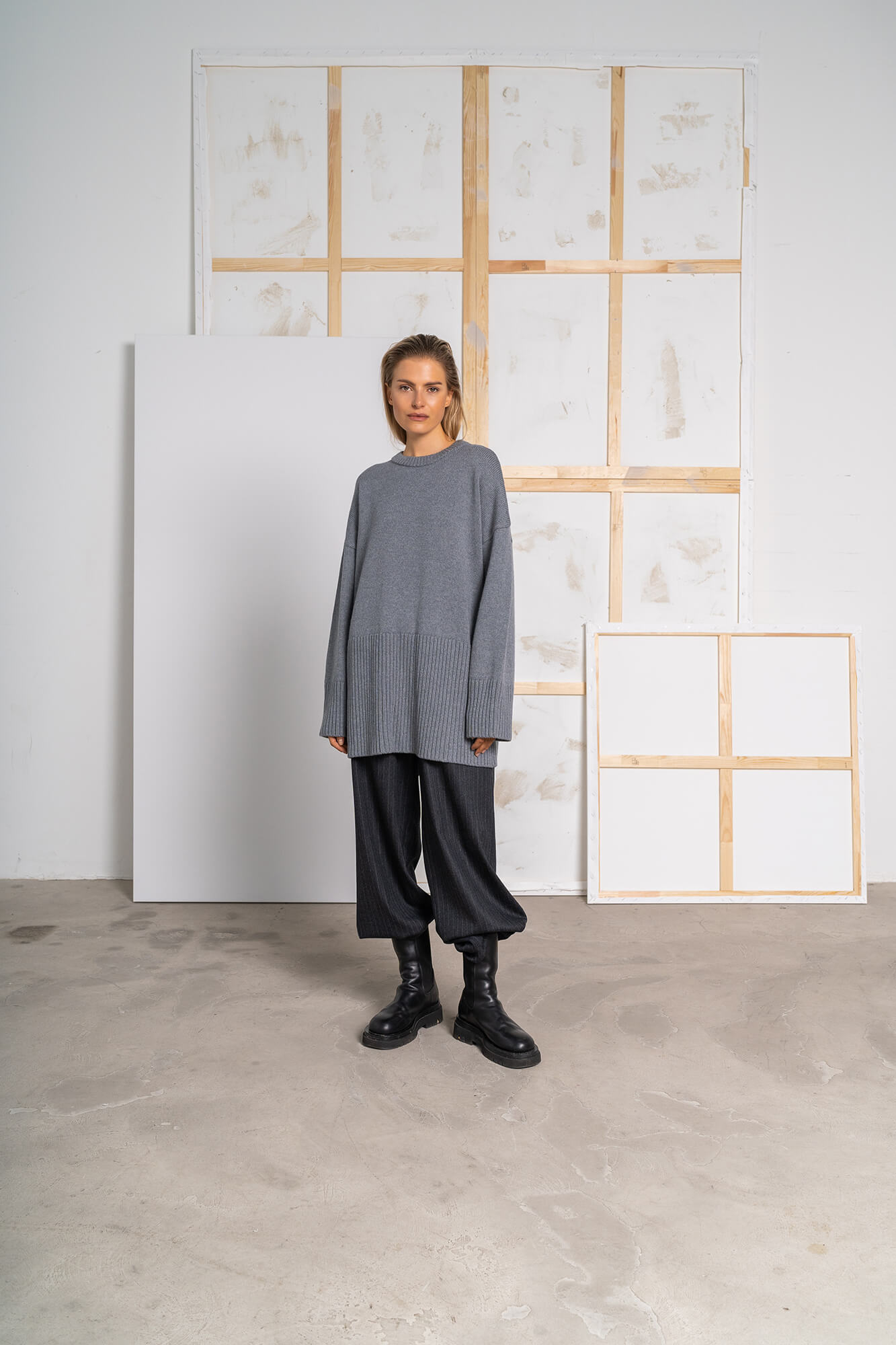Pullover Cleo in grau by VIVAL.STUDIO