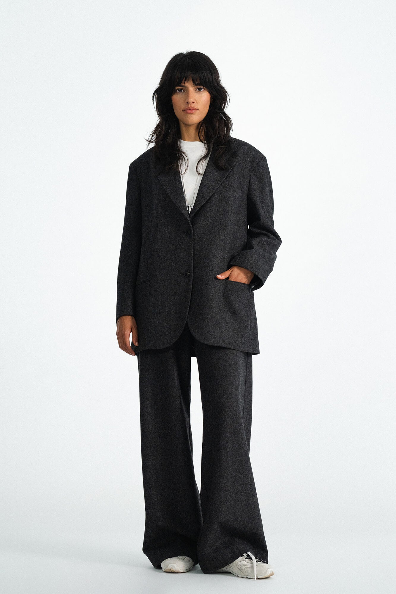 Blazer Livia in Asphalt Melange von vorne by VIVAL.STUDIO
