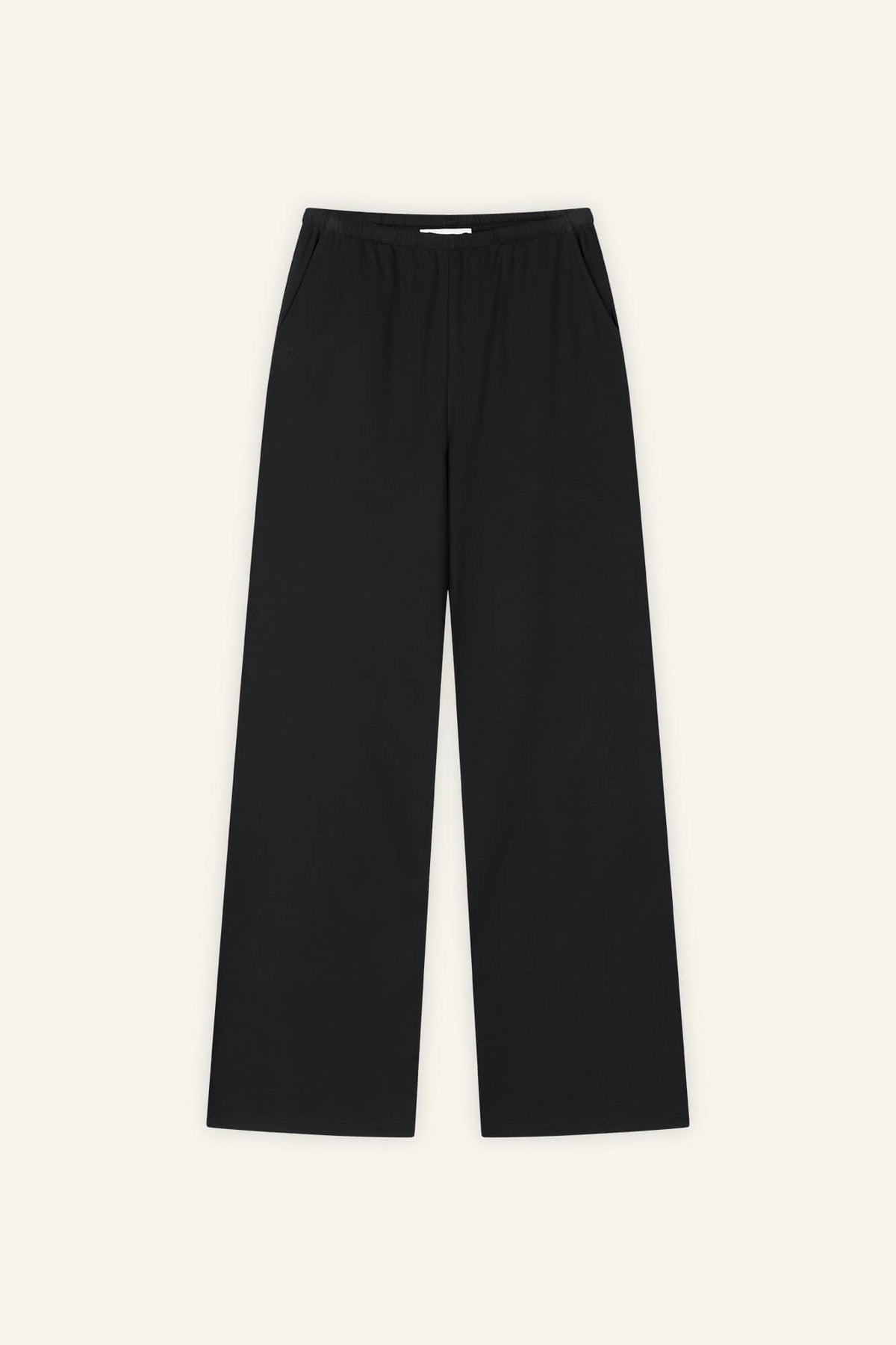Hose Lou in schwarz von vorne by VIVAL.STUDIO
