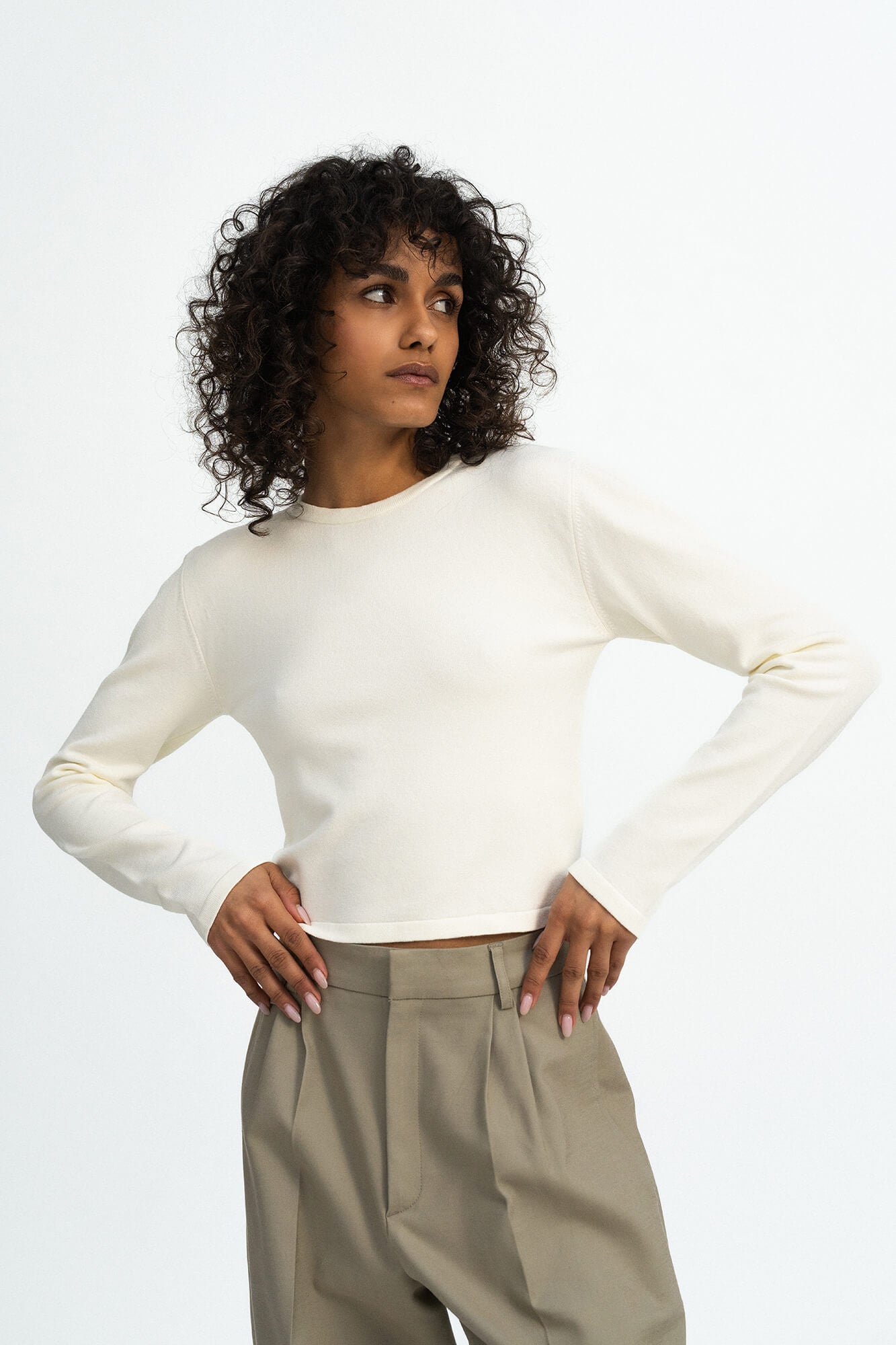 Langarmshirt Rim in Offwhite von vorne by VIVAL.STUDIO