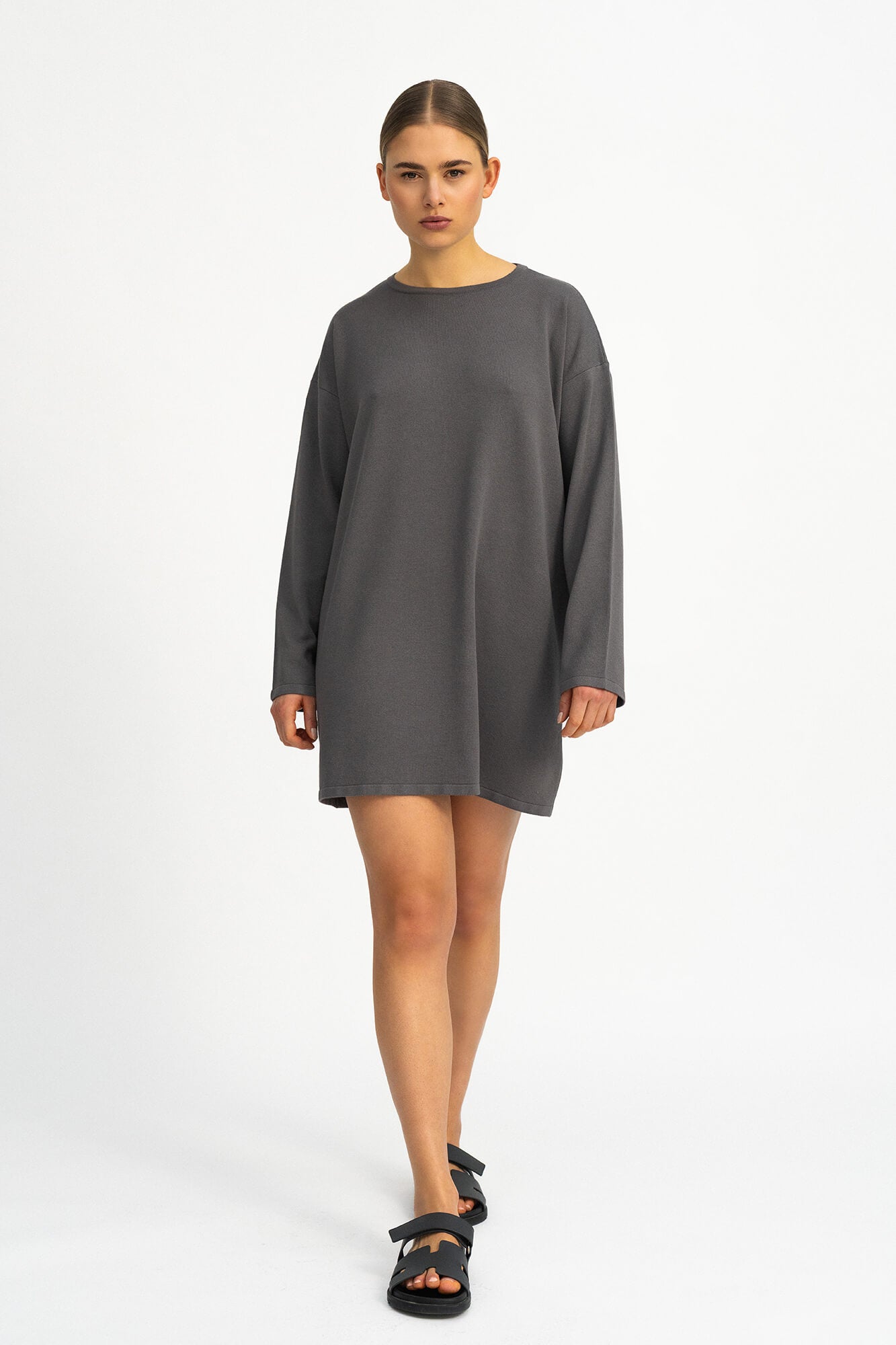 Minikleid Rim in Granit von vorne by VIVAL.STUDIO