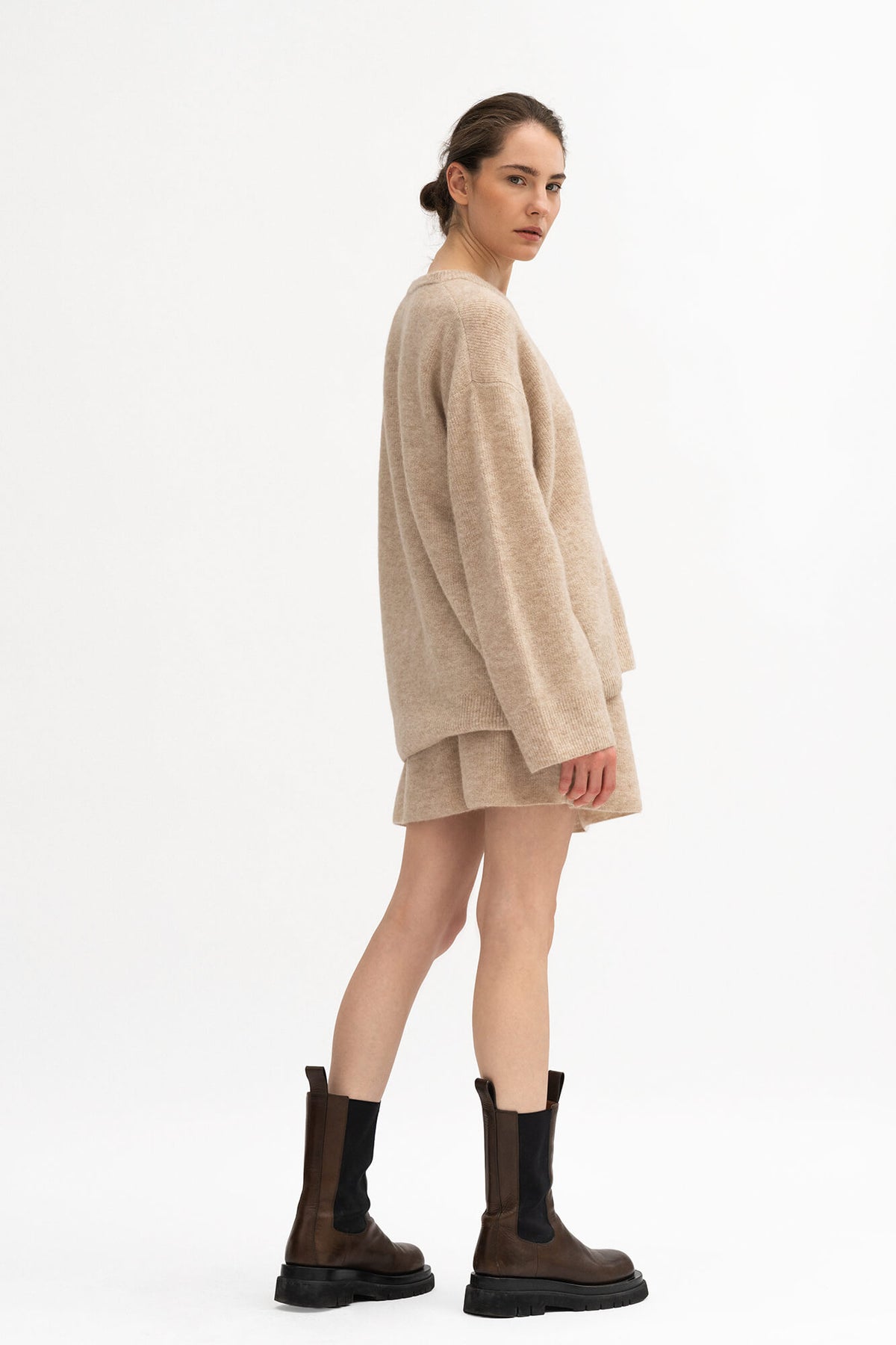 Minirock Eve in Beige Melange von hinten by VIVAL.STUDIO