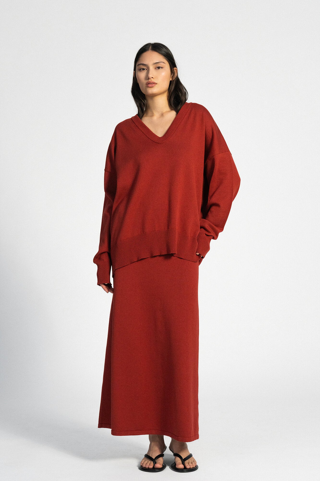 Pullover Blair in Lava von vorne by VIVAL.STUDIO