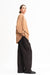 Pullover Lindsay in Camel von der Seite by VIVAL.STUDIO