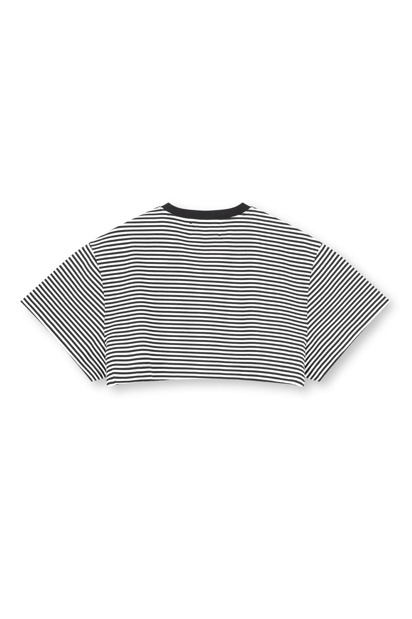 Cropped T-Shirt Sue in Schwarz-Weiß von hinten by VIVAL.STUDIO