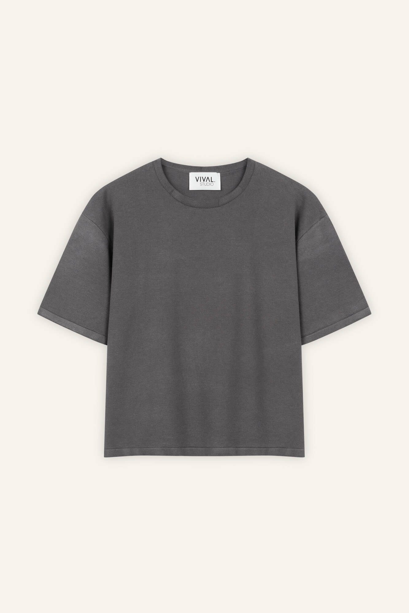 T-Shirt Rim in Granit von vorne by VIVAL.STUDIO